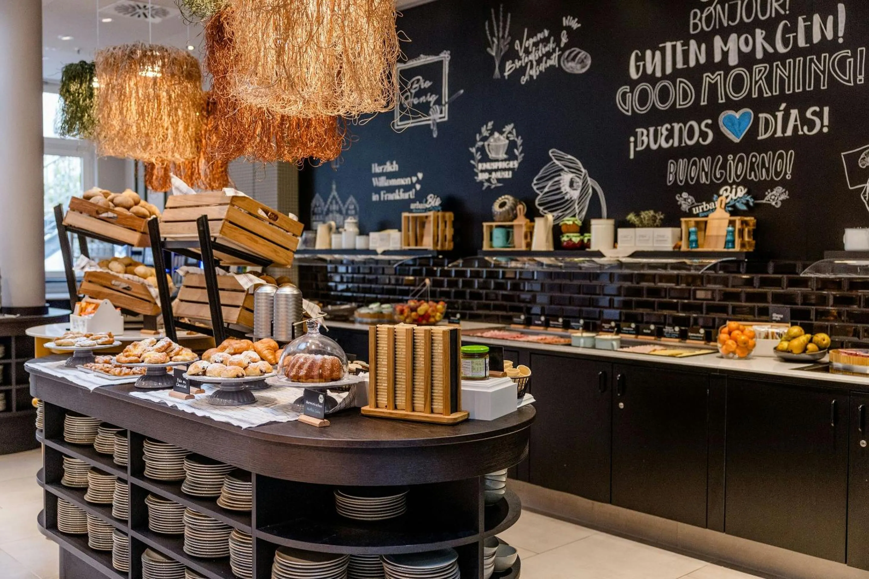 Breakfast in Motel One Frankfurt-Hauptbahnhof