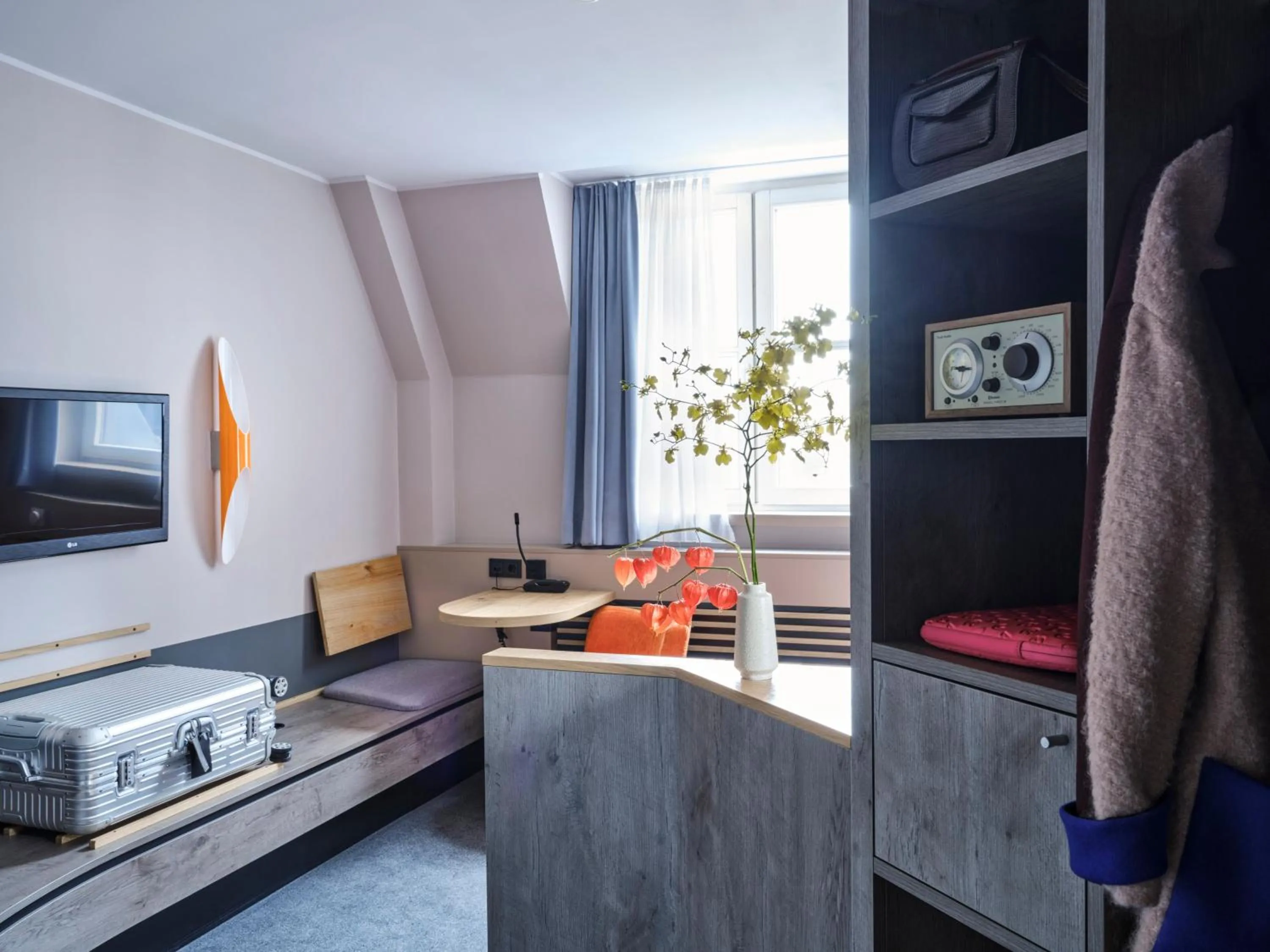 Facade/entrance in Flemings Hotel Frankfurt-Central