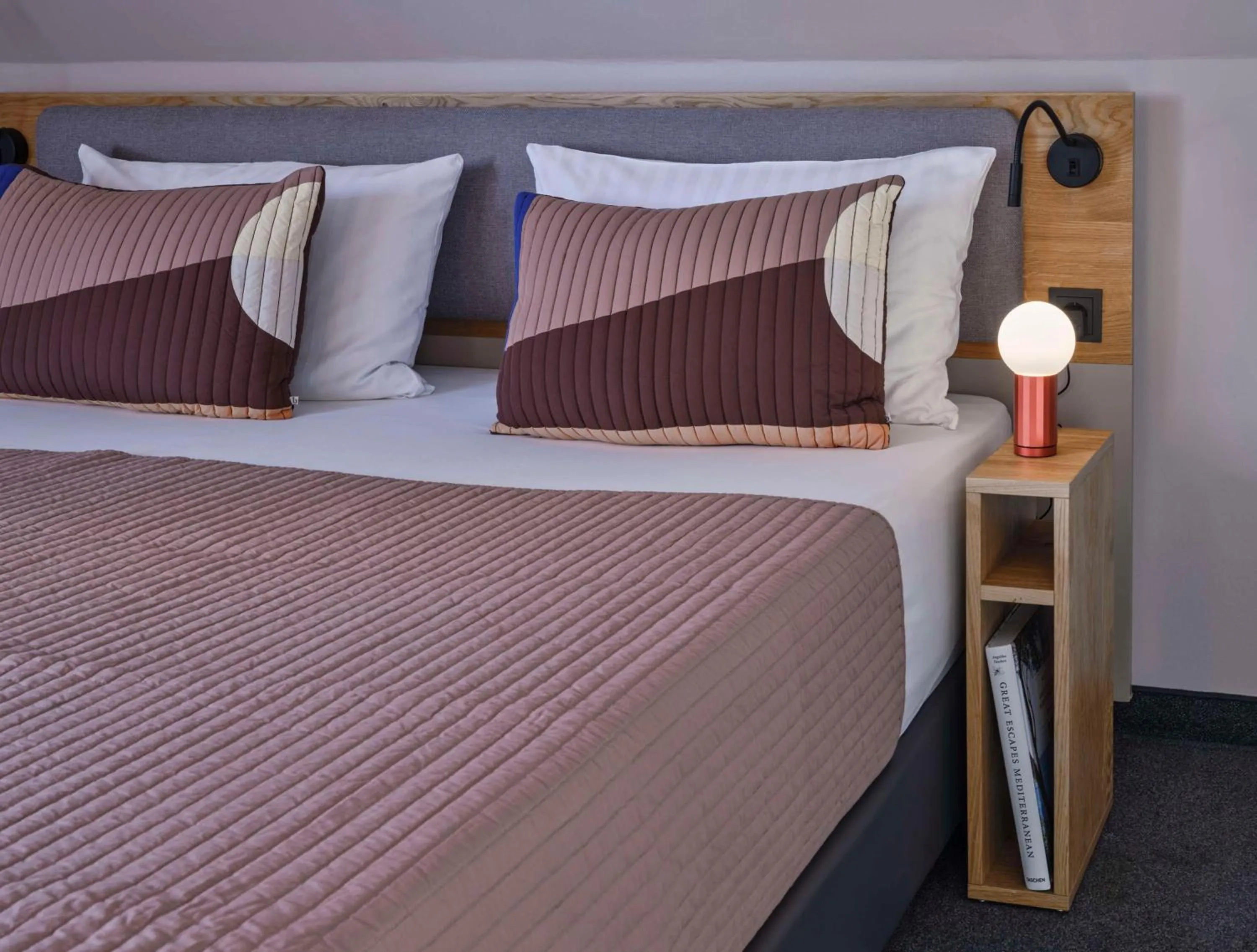 Bedroom, Bed in Flemings Hotel Frankfurt-Central