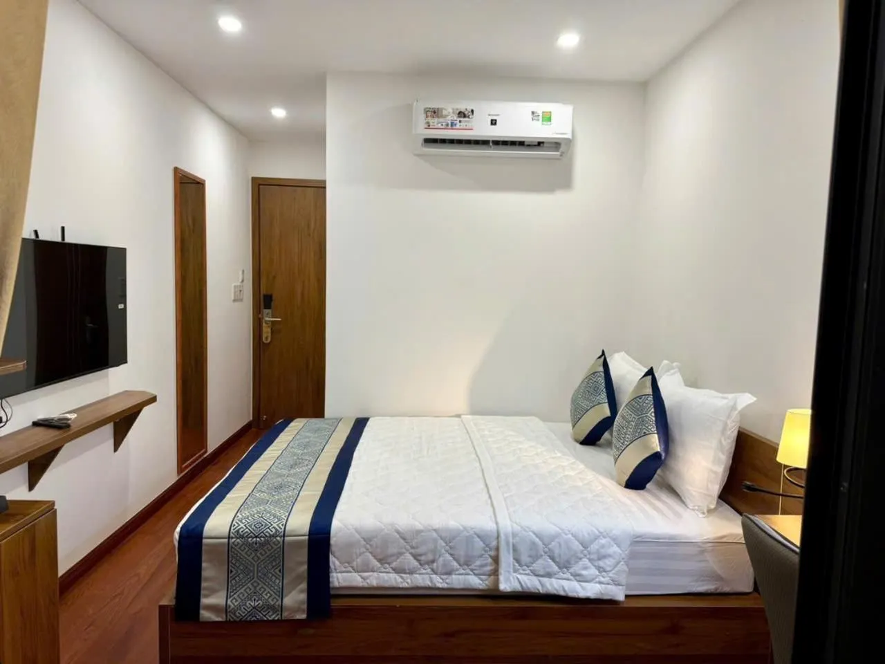 Bed in GOLD CITY Hotel