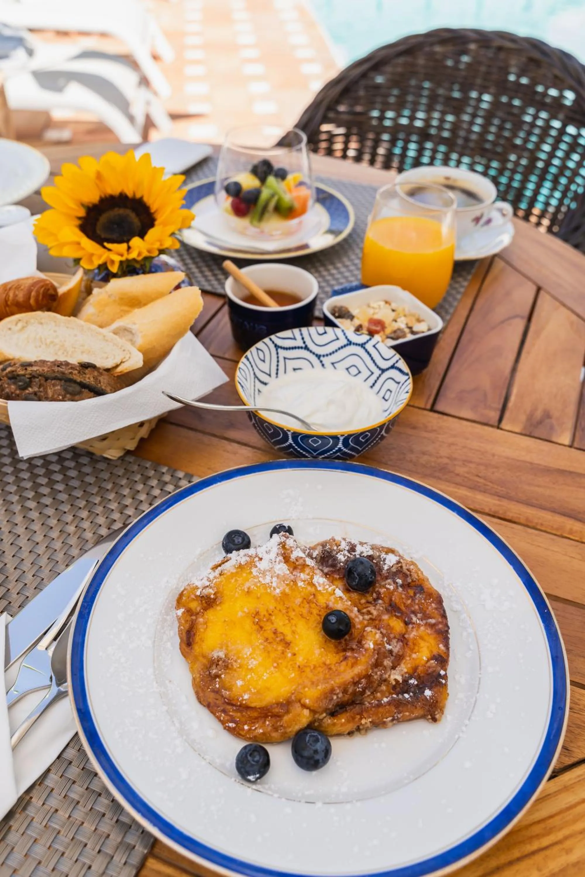 Breakfast in The Pearl - Marbella