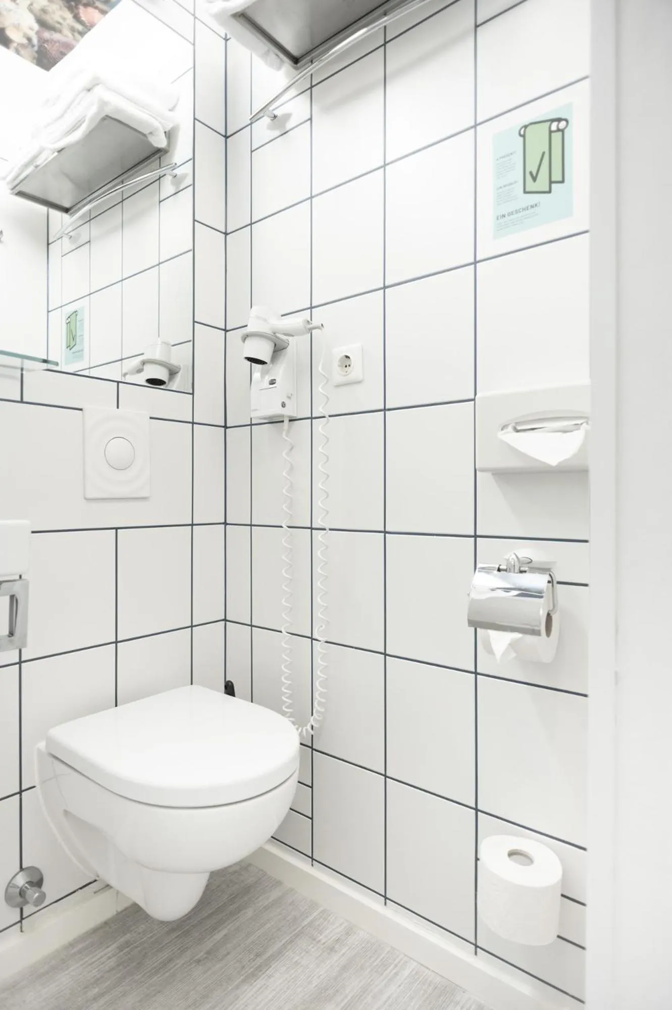 Bathroom in ibis Styles Köln City