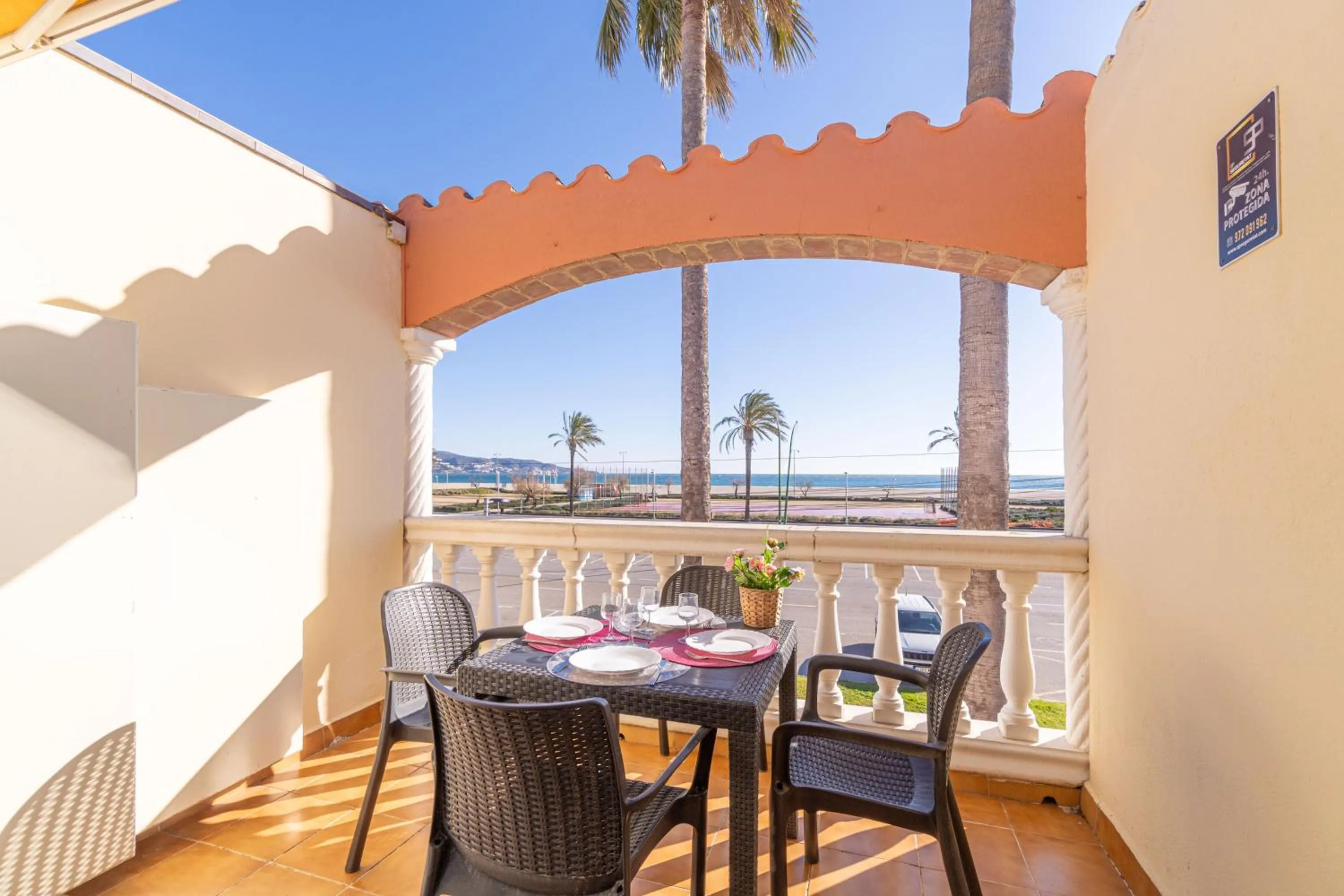 Balcony/Terrace in Apart-rent Apartament Bahia 0023