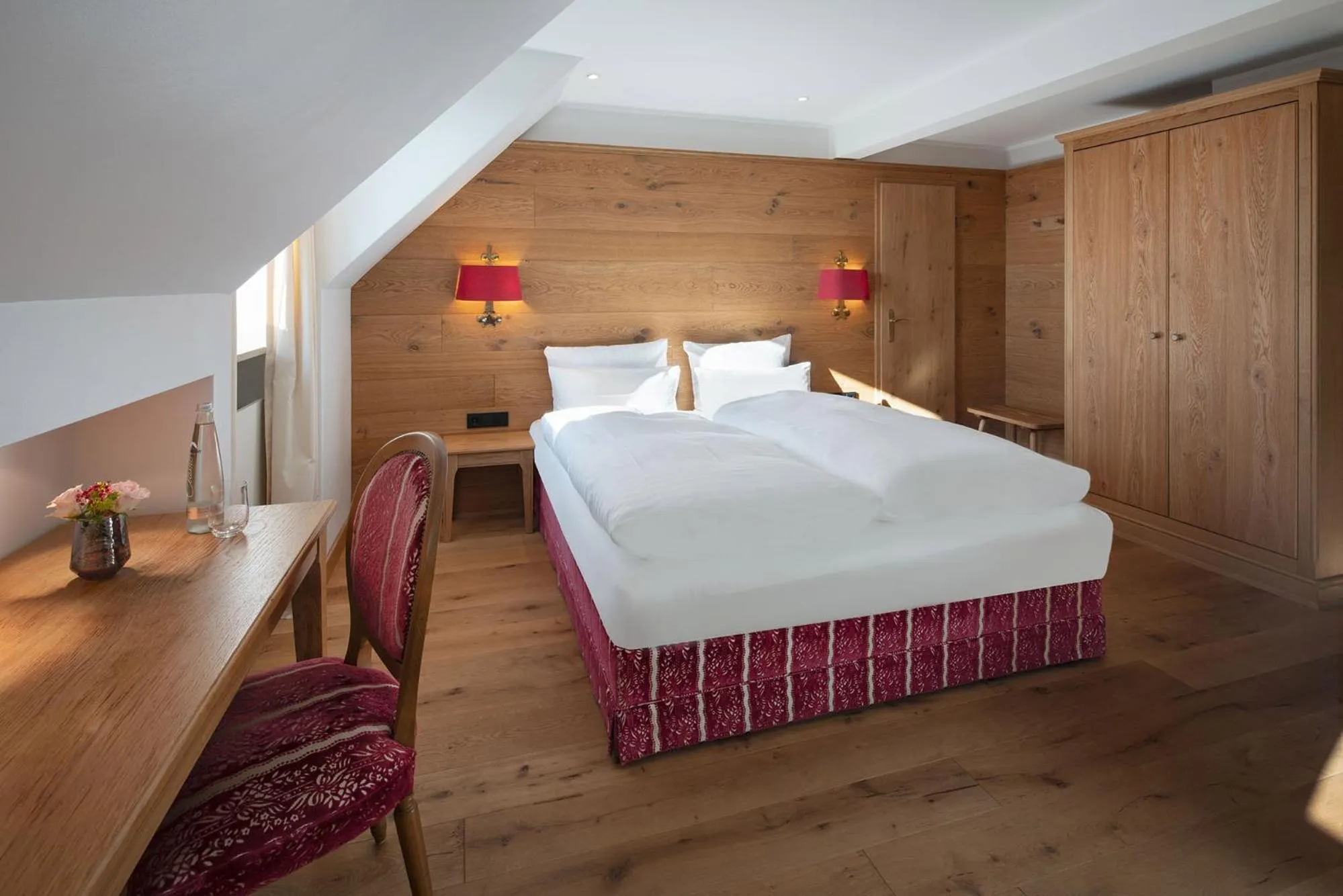 Bed in Eden Hotel Wolff