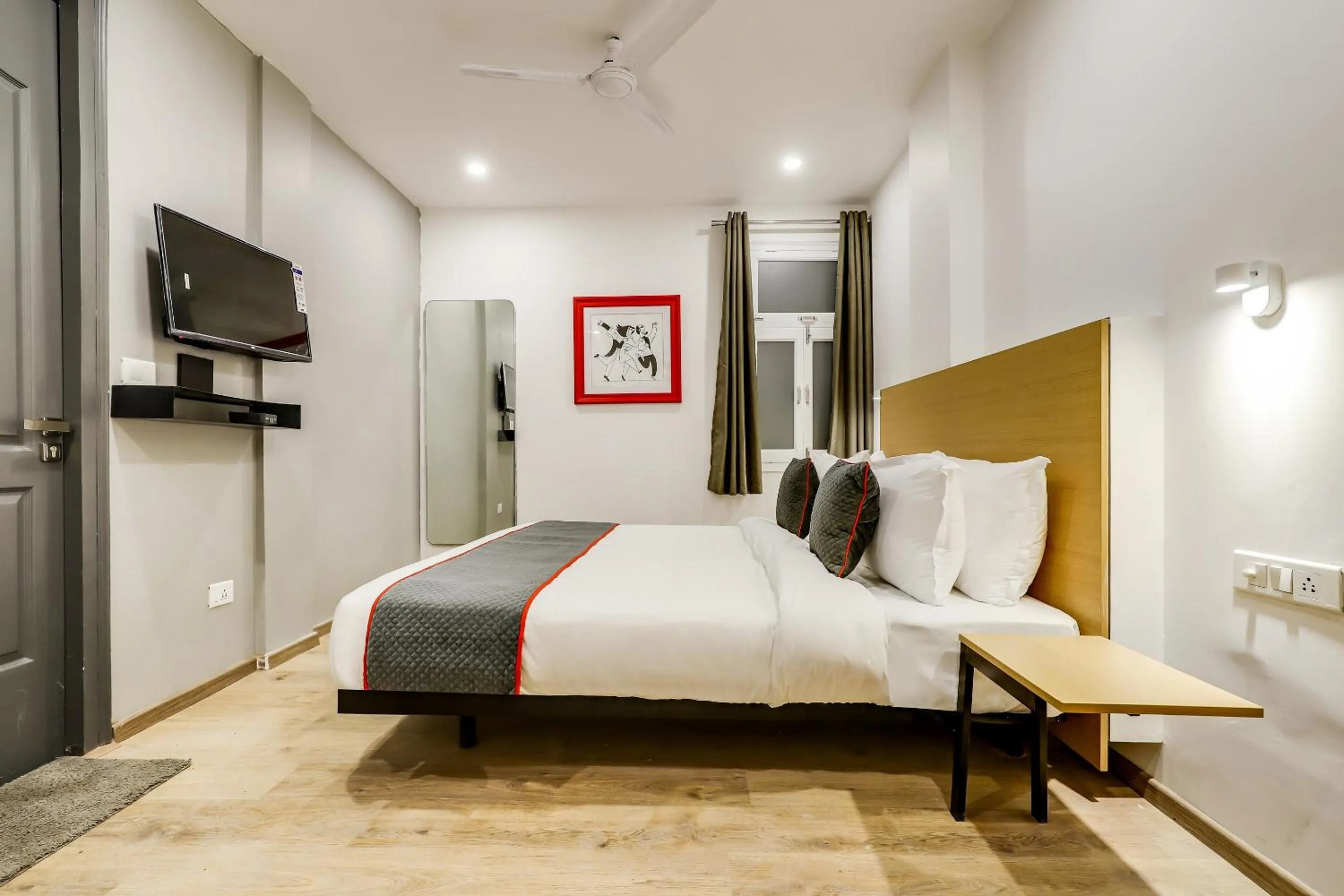 Bedroom, Bed in Townhouse Siddharth Vihar Ghaziabad