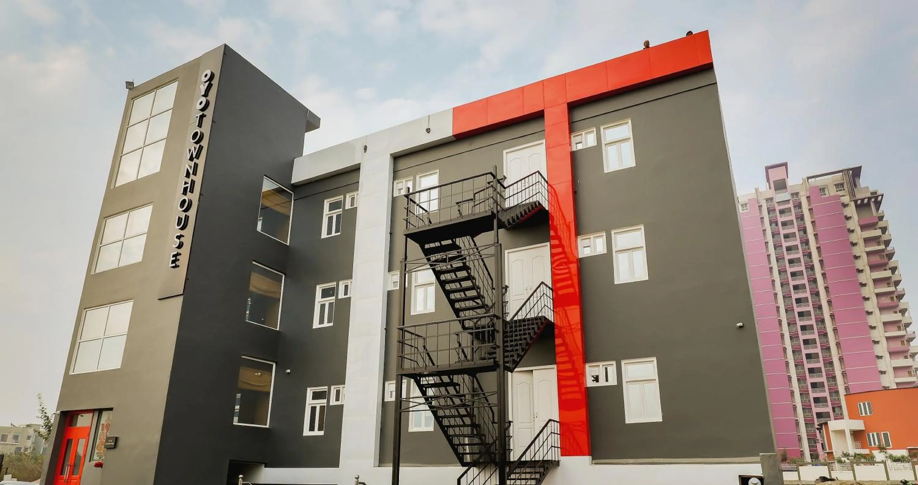 Facade/entrance in Townhouse Siddharth Vihar Ghaziabad