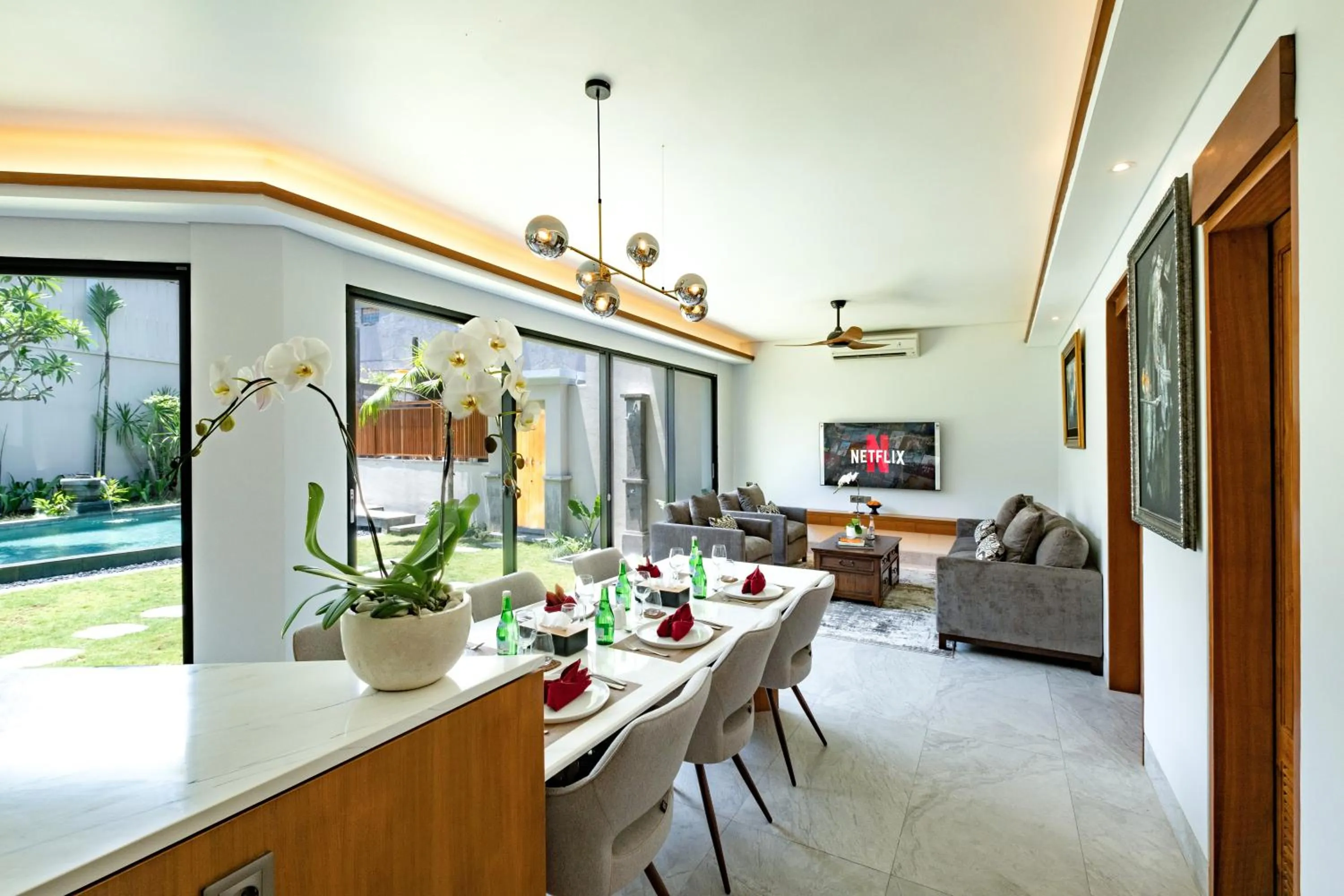 Dining area in La Numa Villas Canggu