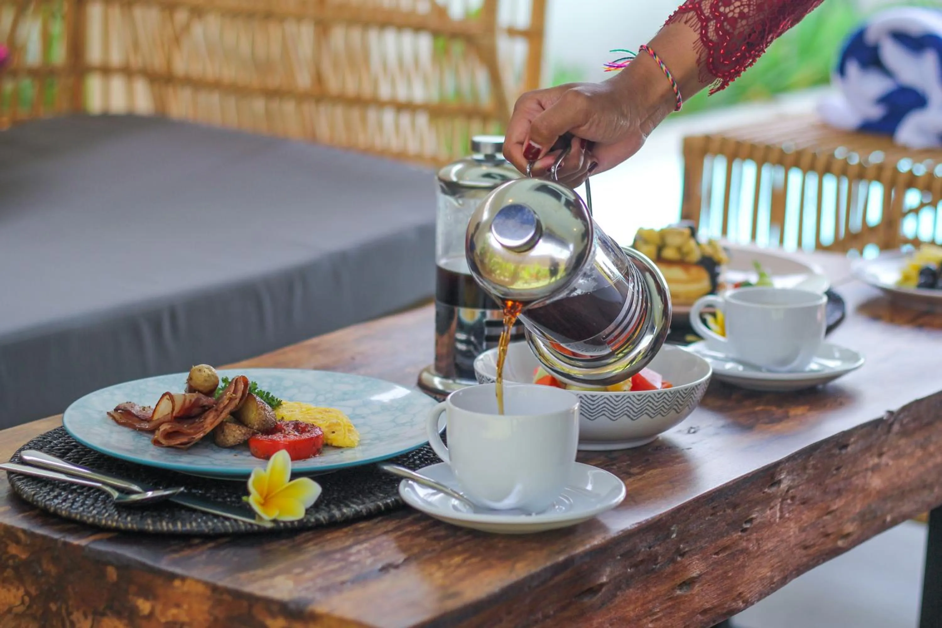 Coffee/tea facilities in La Numa Villas Canggu