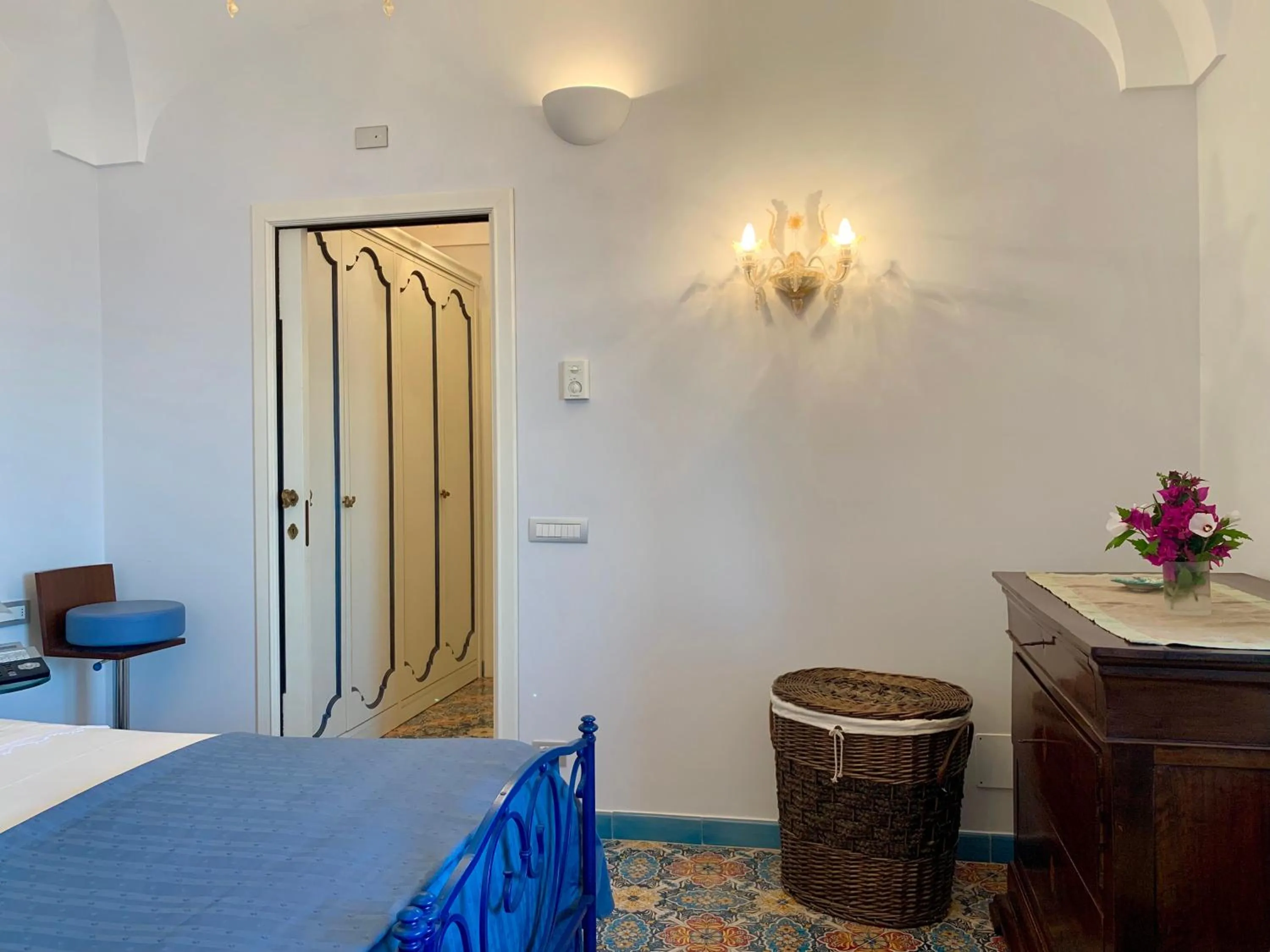 Bed in Villa Le Baste