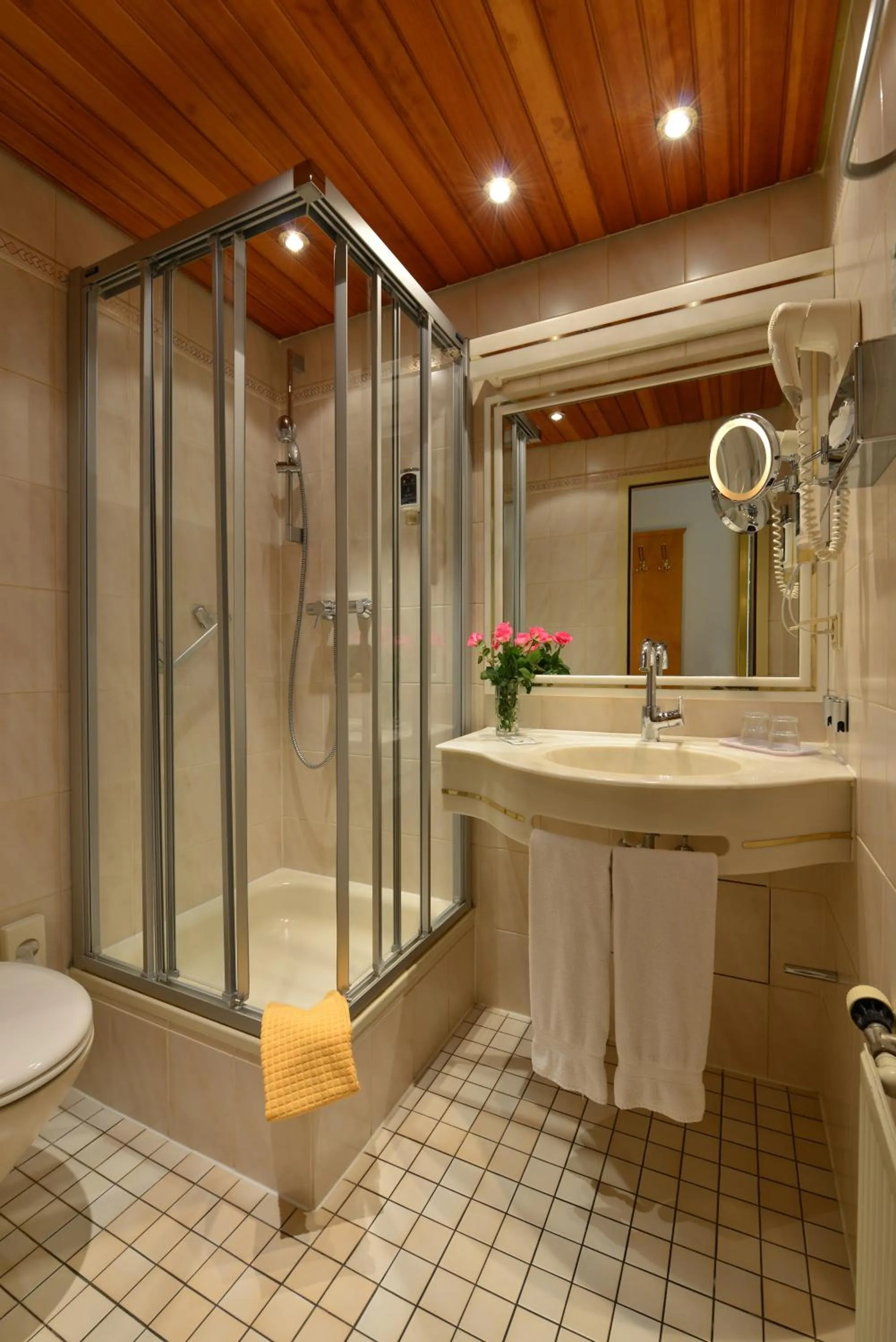 Bathroom in City Partner Hotel Holländer Hof