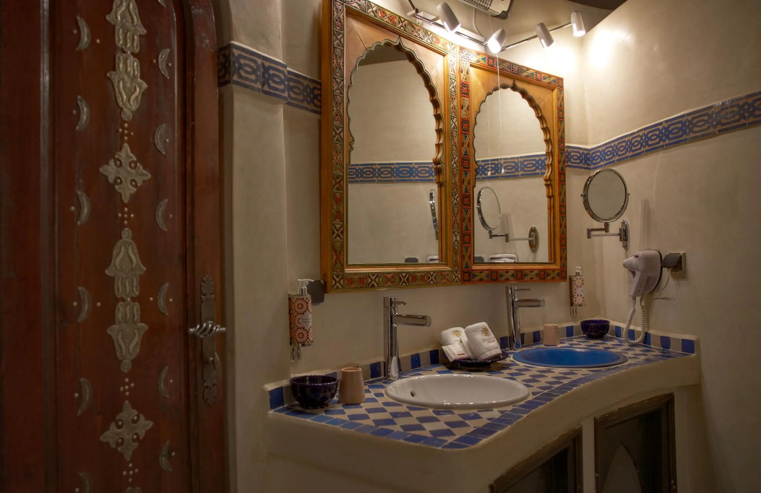 Bathroom in OZ Palace Ouarzazate & SPA