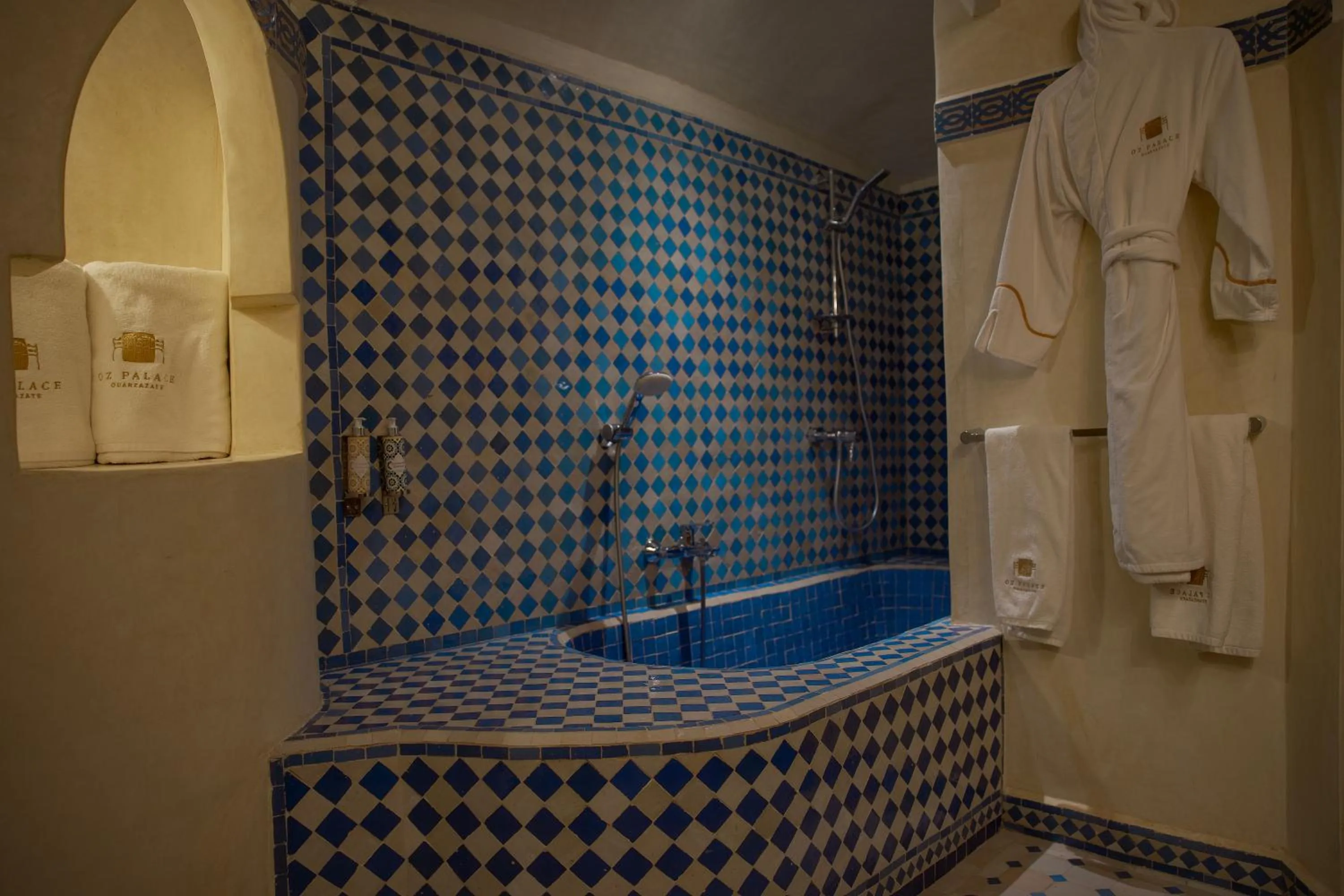 Shower in OZ Palace Ouarzazate & SPA