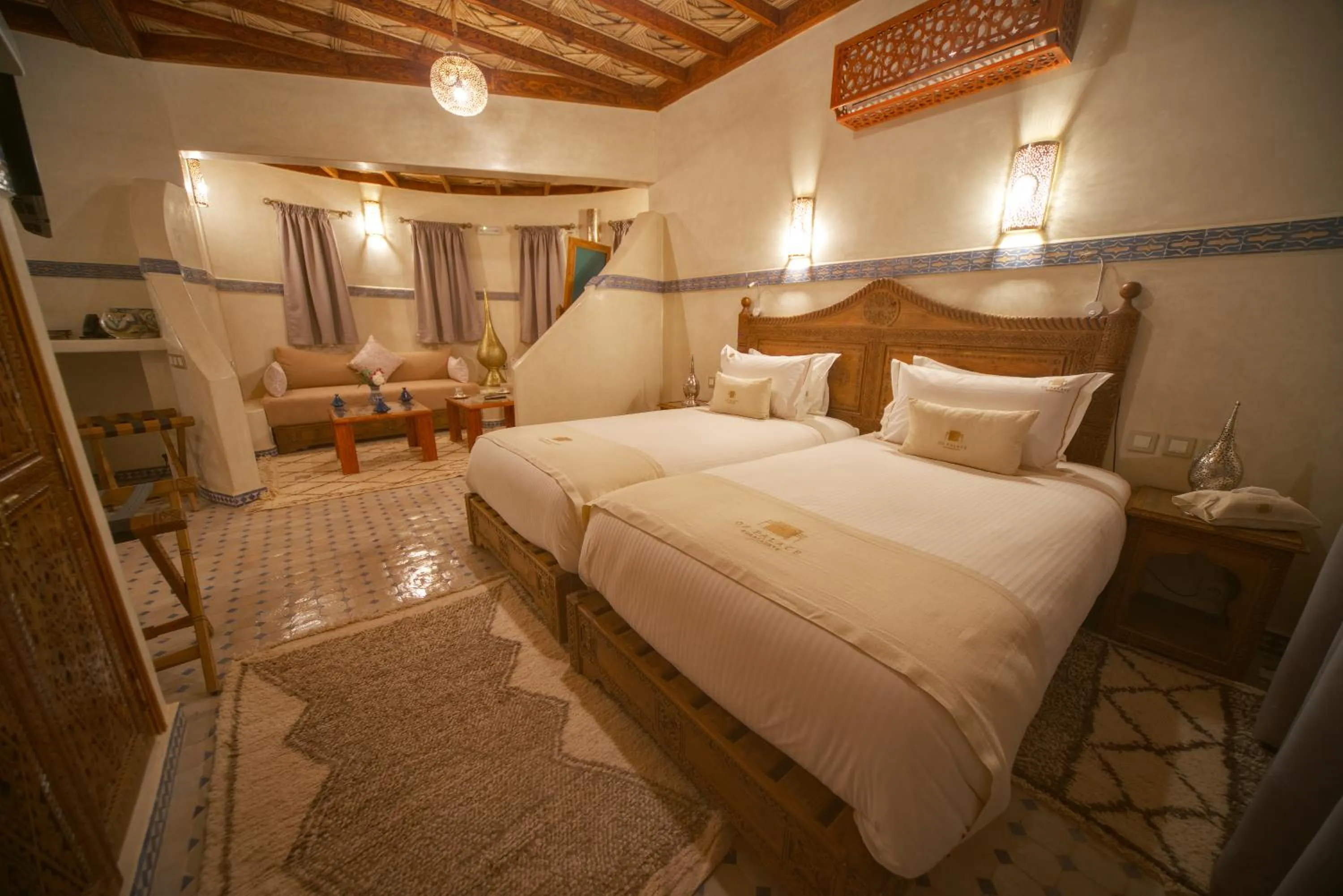 Bed in OZ Palace Ouarzazate & SPA