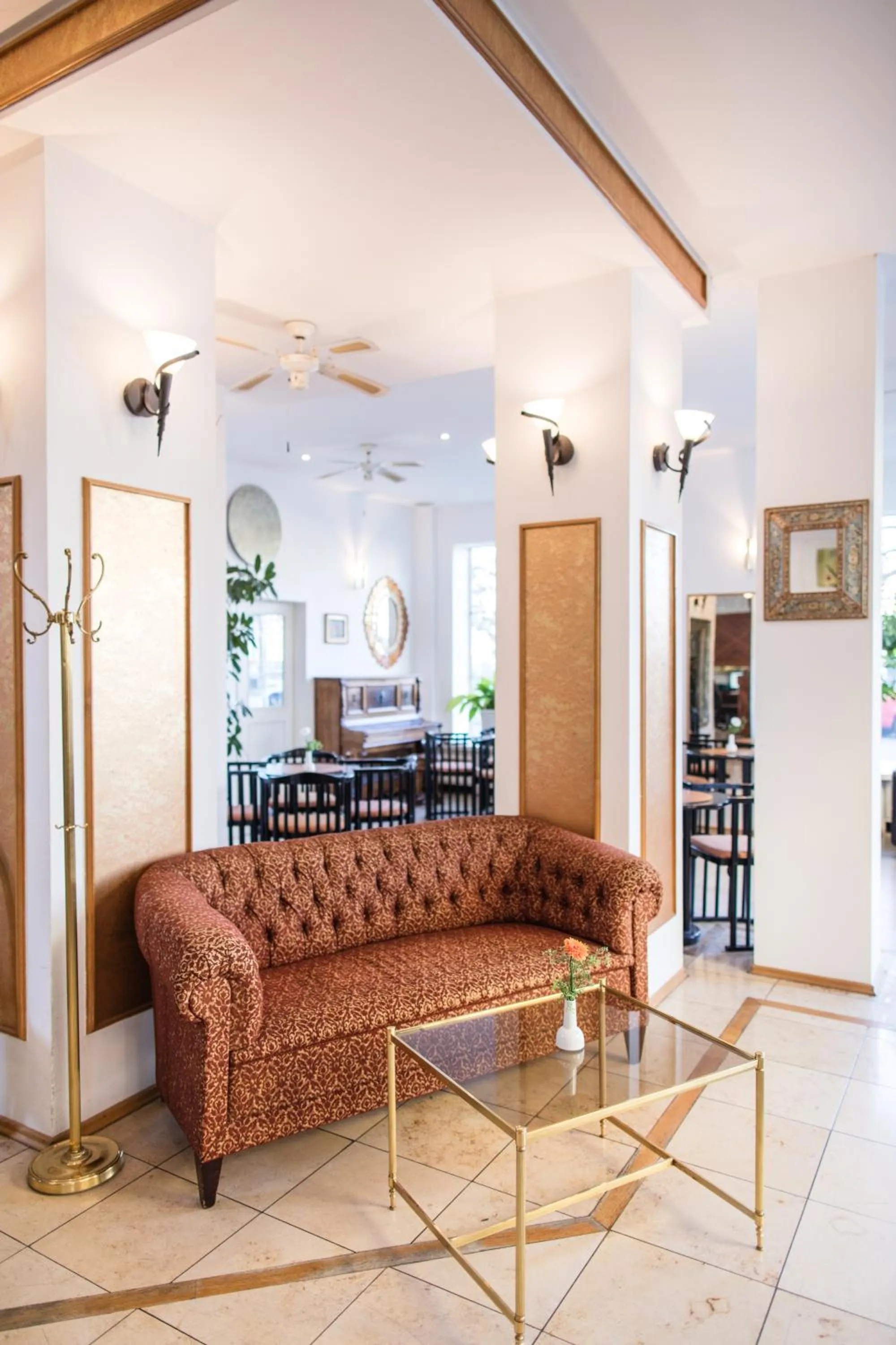 Staff in Hotel Central Hauptbahnhof