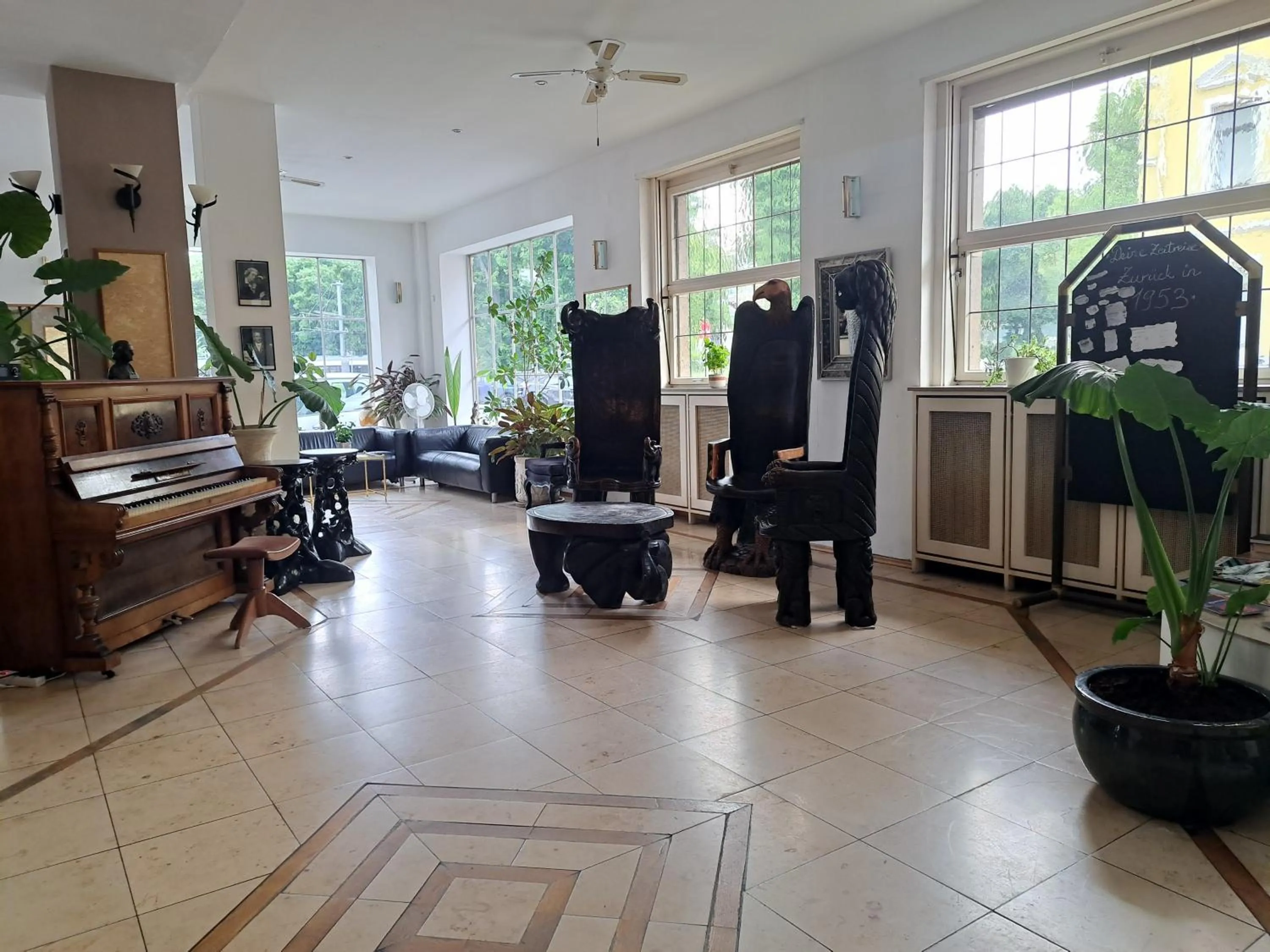 Lobby or reception in Hotel Central Hauptbahnhof