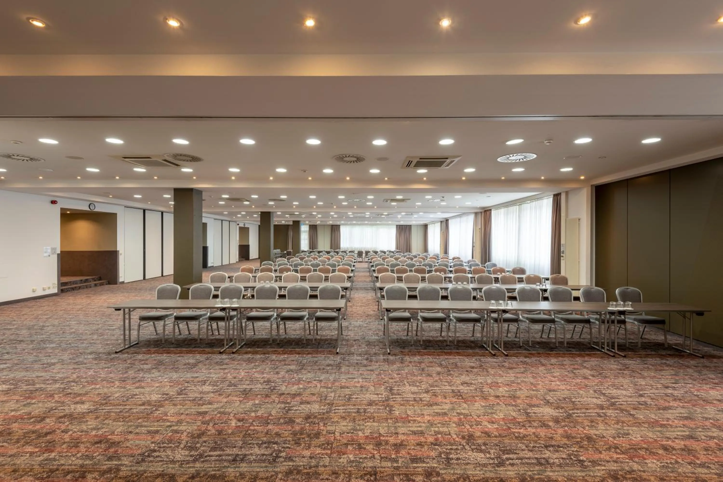 Meeting/conference room in Holiday Inn Munich Unterhaching by IHG