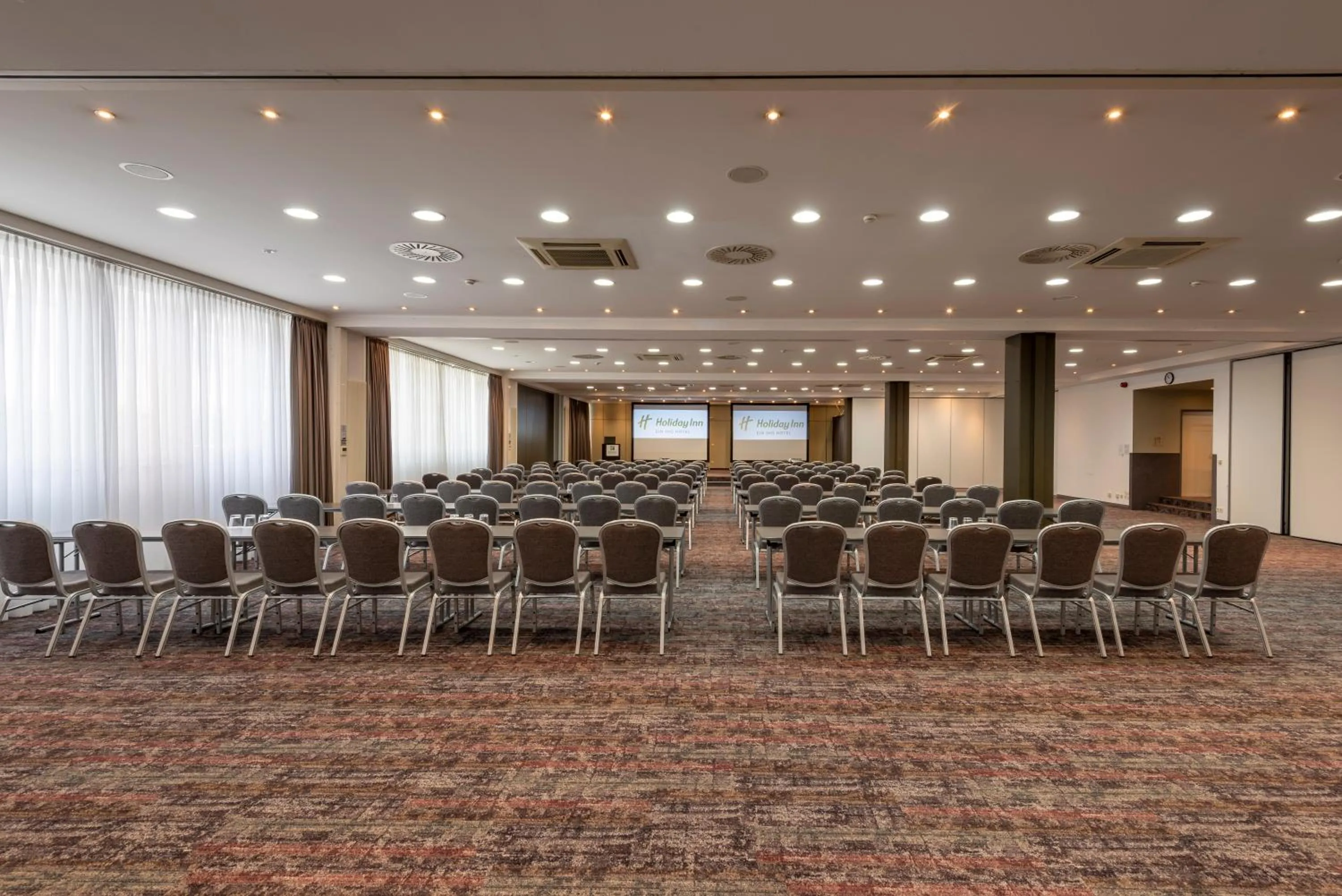 Meeting/conference room in Holiday Inn Munich Unterhaching by IHG