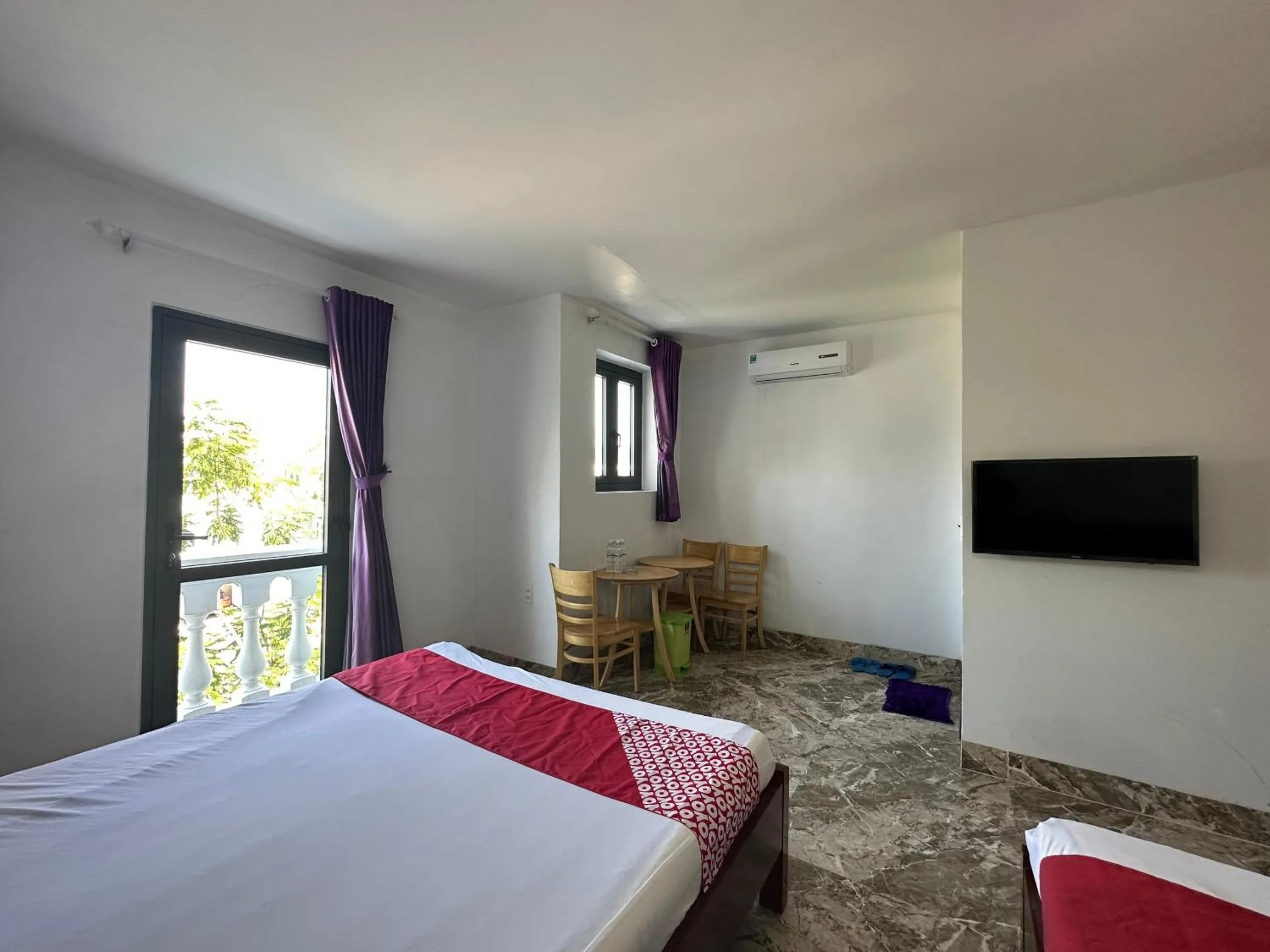 Bedroom in Hai Lam Hotel