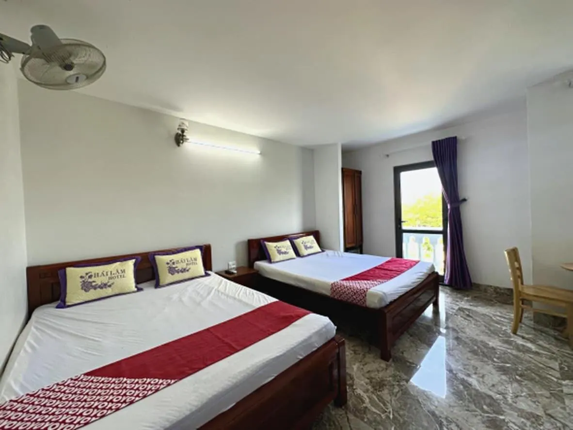 Bedroom in Hai Lam Hotel