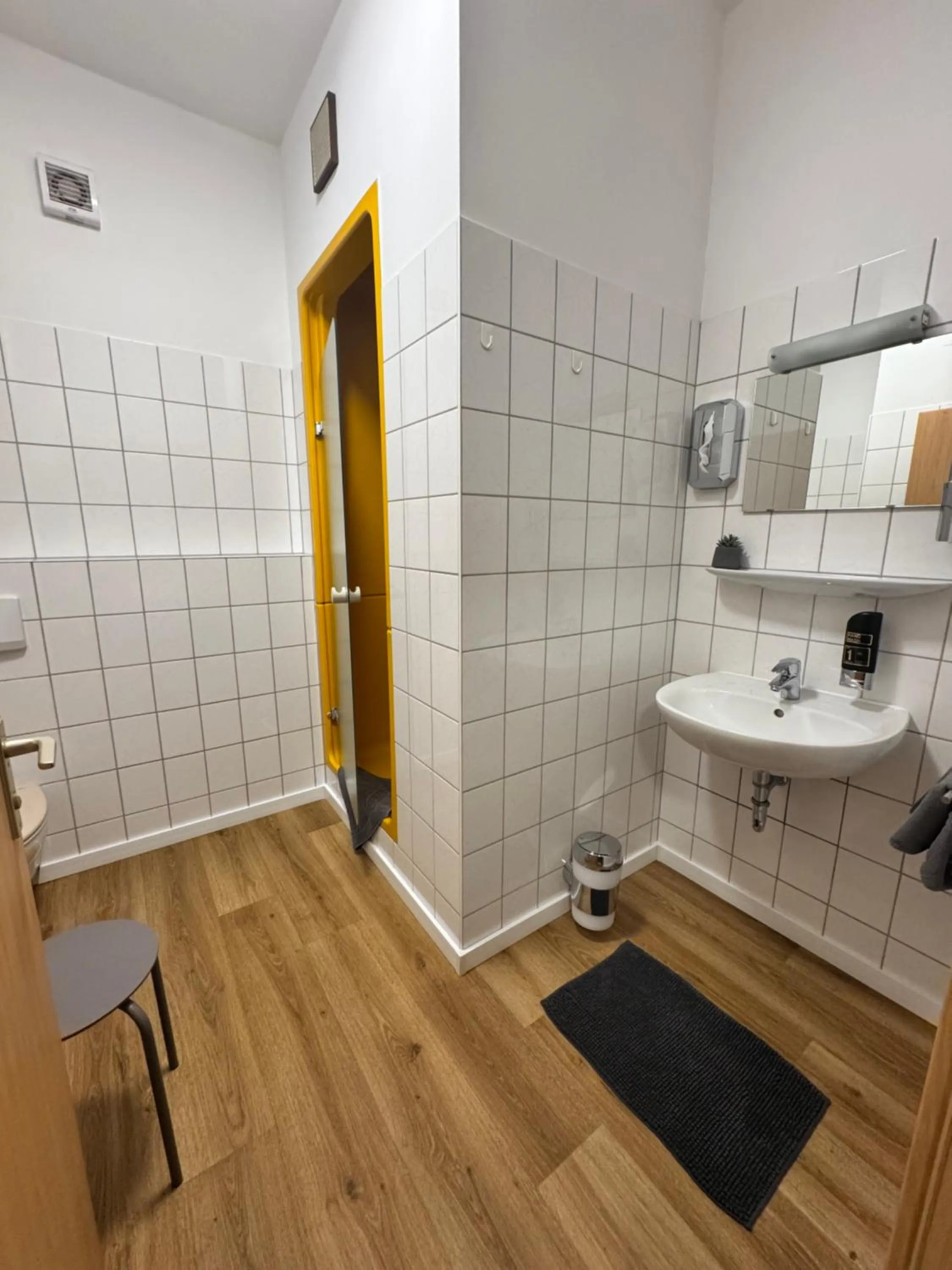 Bathroom in Gasthof Hotel Bräustübl und Haus Boutique