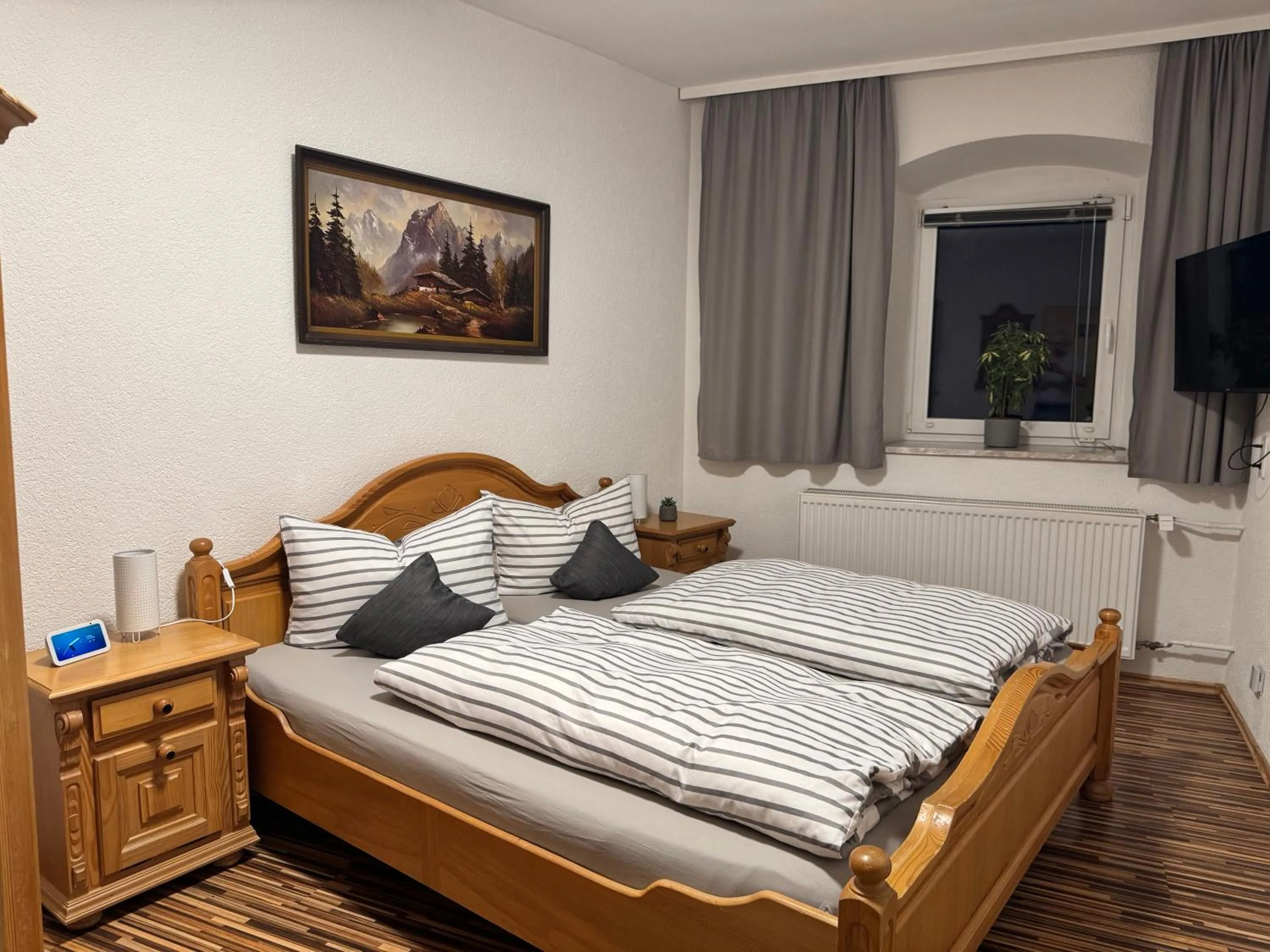 Photo of the whole room, Bed in Gasthof Hotel Bräustübl und Haus Boutique