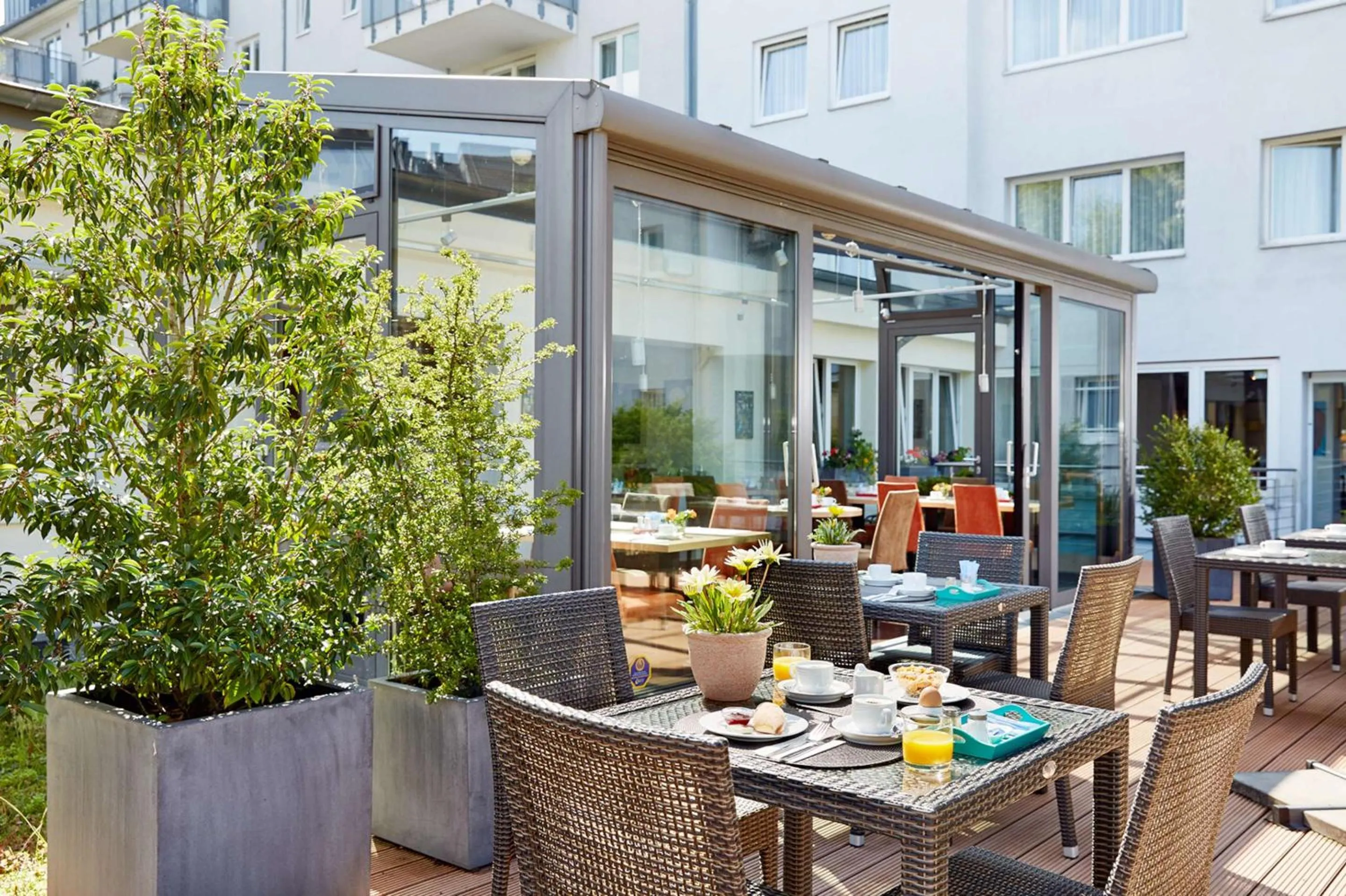 Food and drinks in Hotel Imperial Düsseldorf Superior - Sure Collection by Best Western