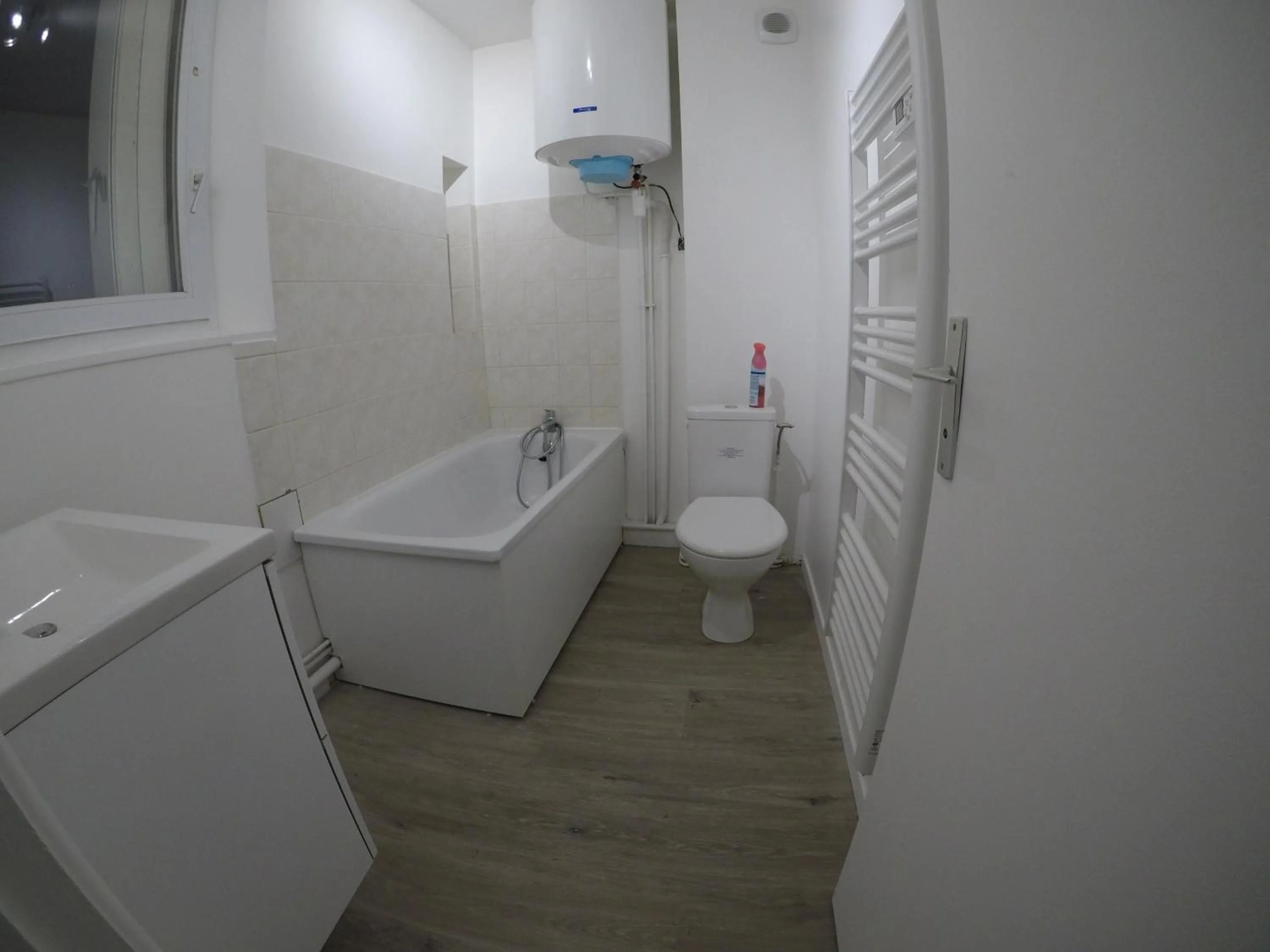 Bathroom in Studio Cosy Saint-Quentin