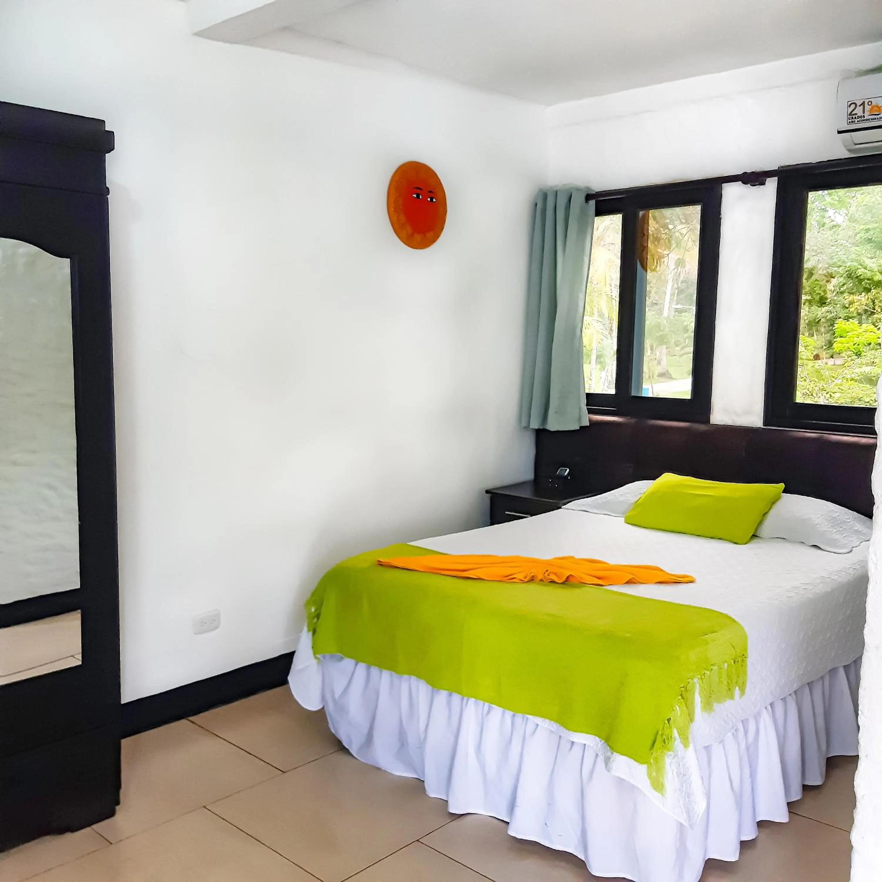 Bedroom, Bed in Hotel Mi Paraíso Río Dulce