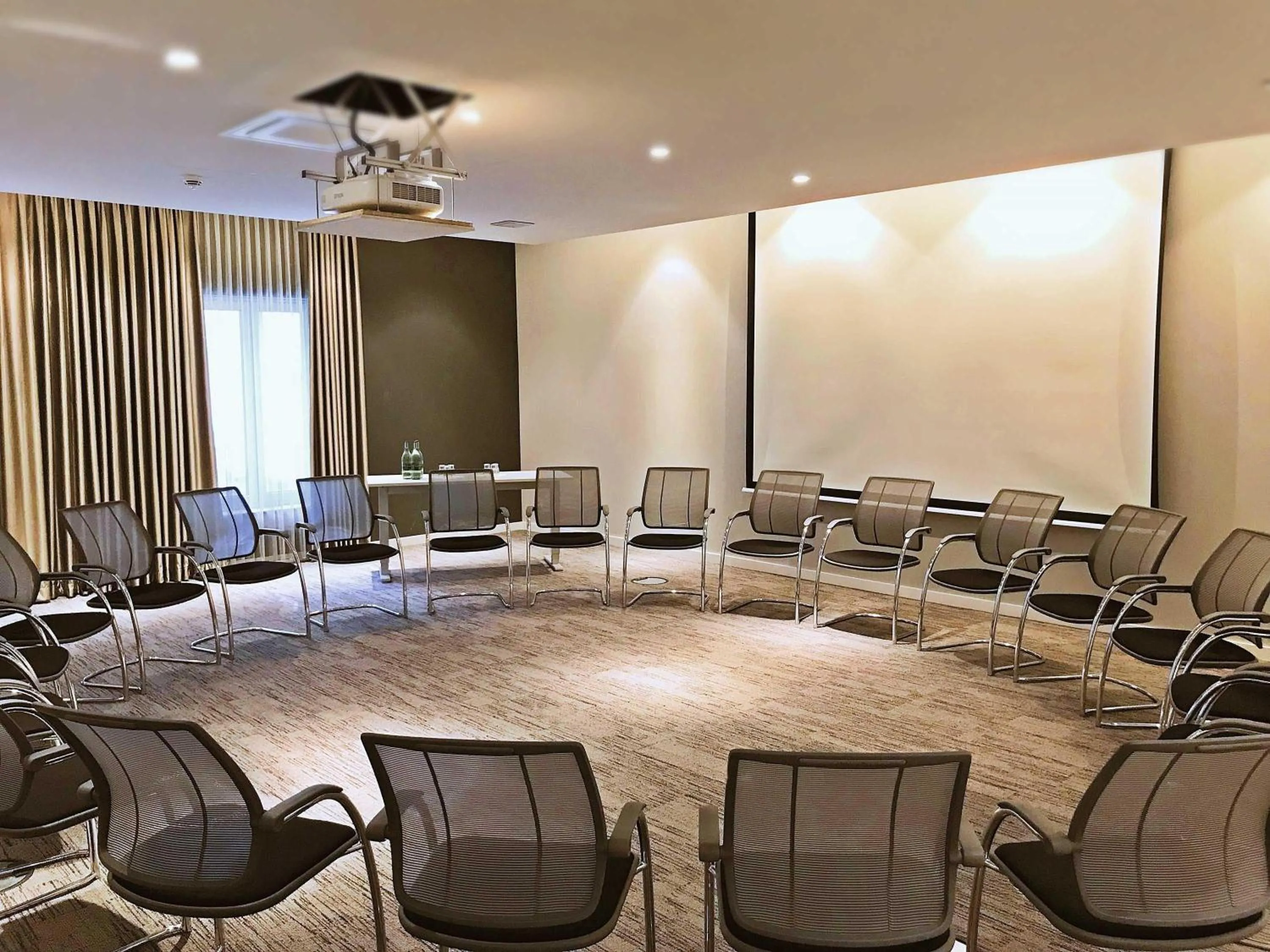Meeting/conference room in Mercure Hotel Kaiserhof City Center