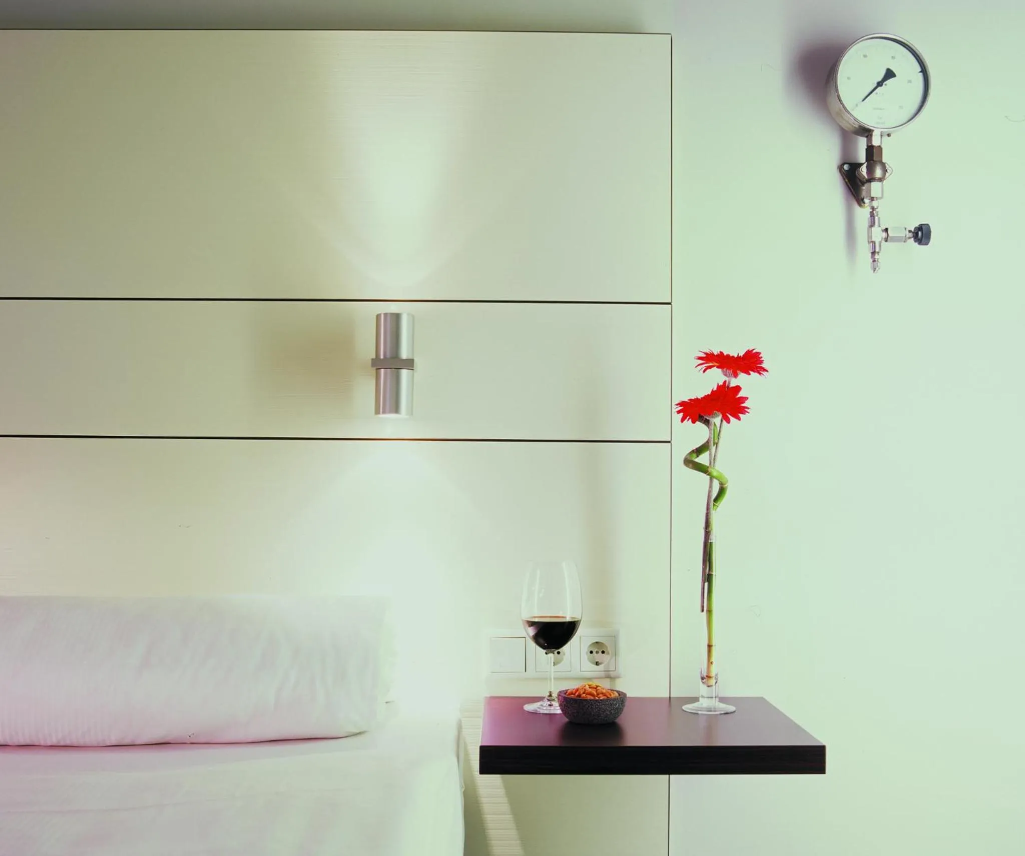 Decorative detail, Bed in Ferrotel Duisburg - Partner of SORAT Hotels