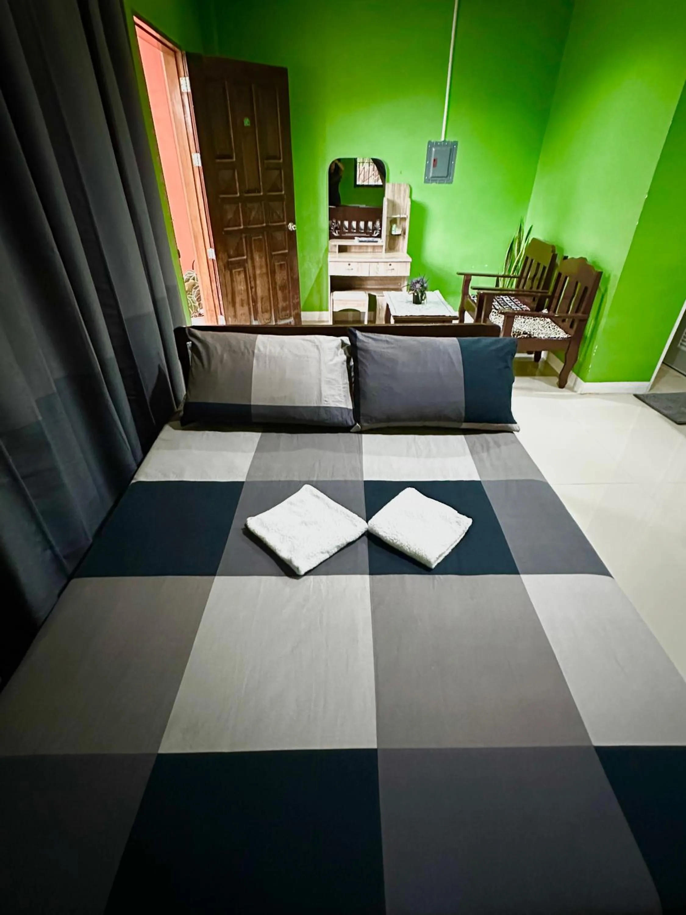 Rozay Travellers Inn