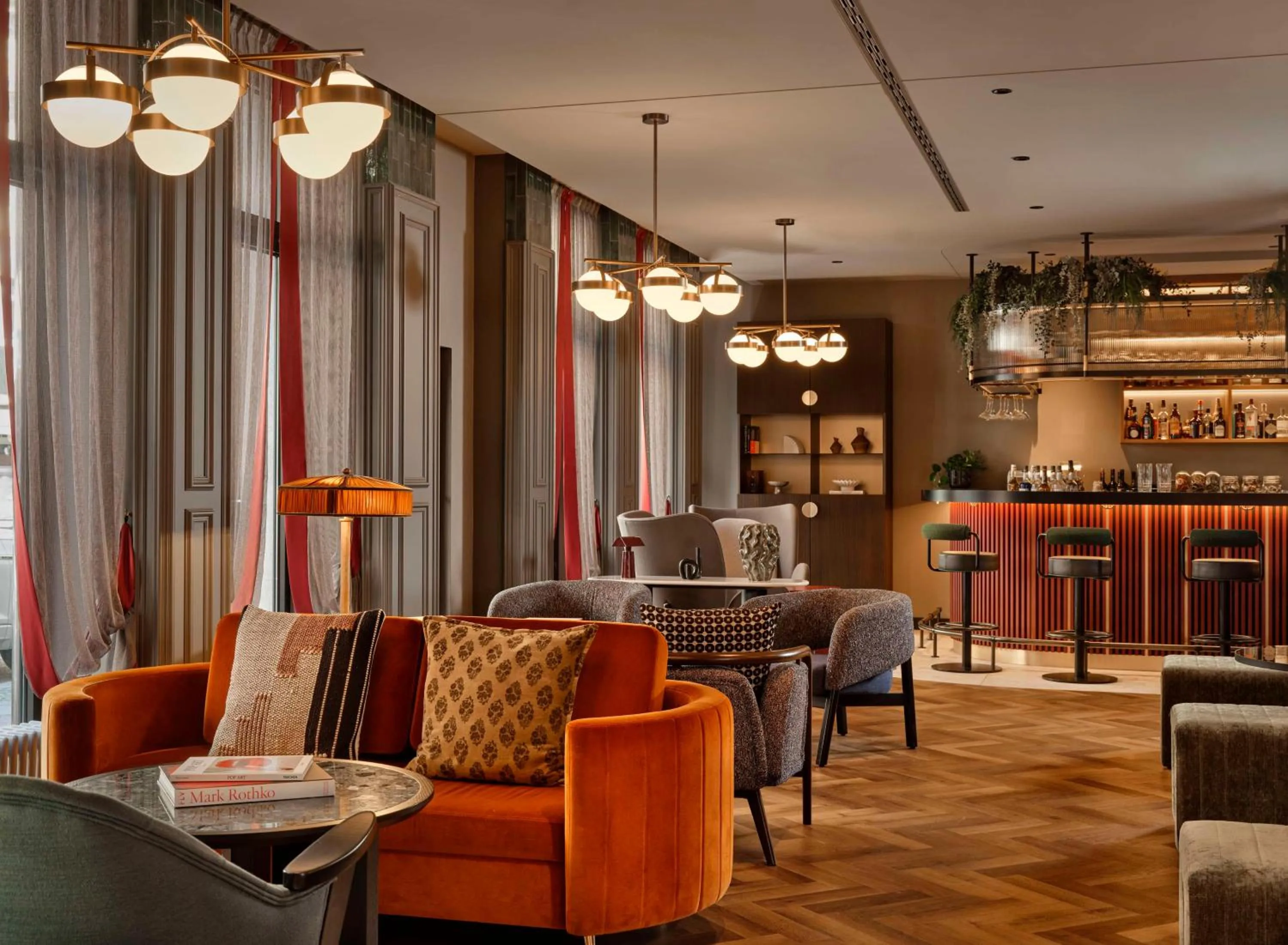 Lounge or bar in Radisson RED Berlin Kudamm