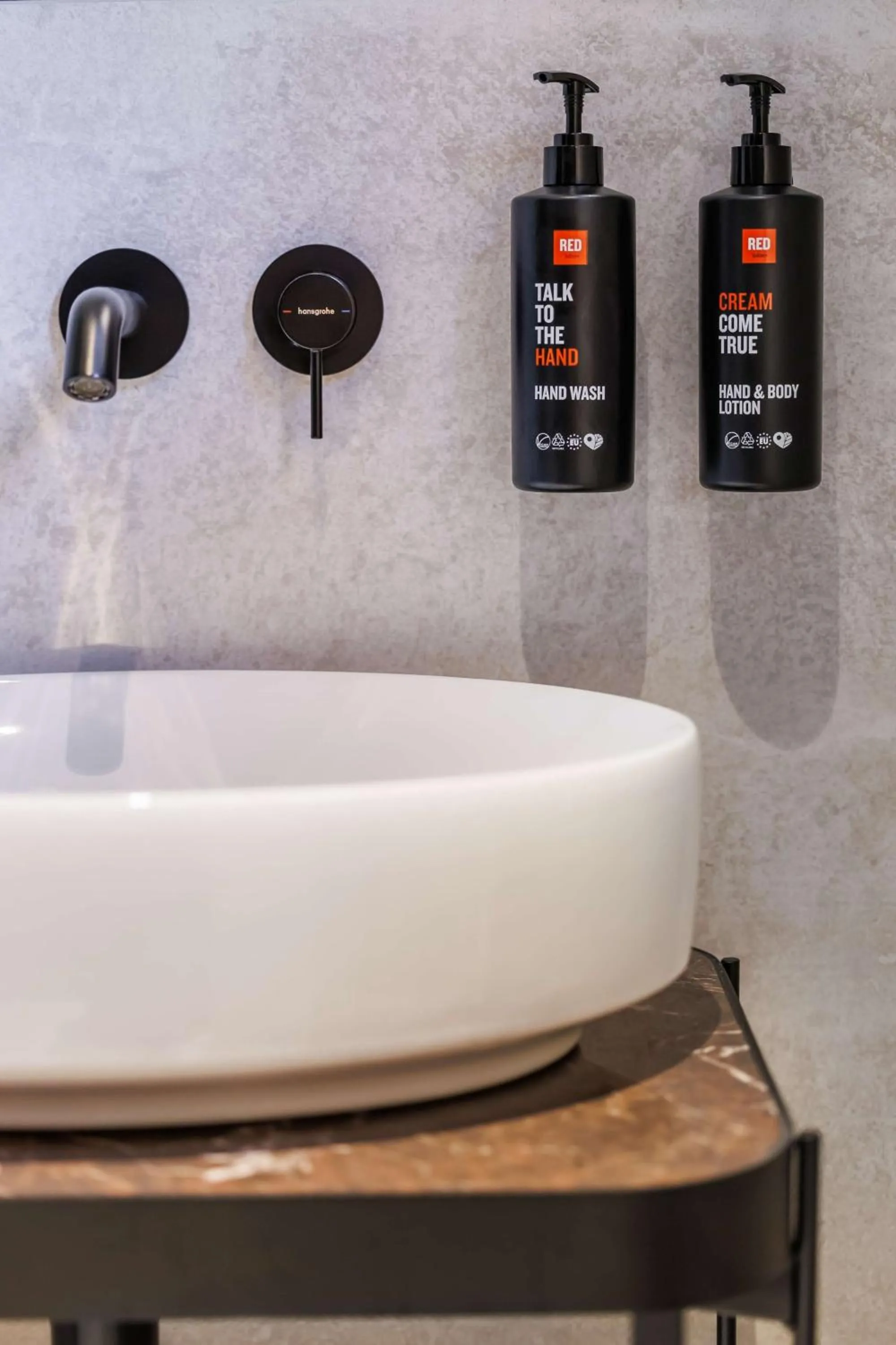 Bathroom in Radisson RED Berlin Kudamm