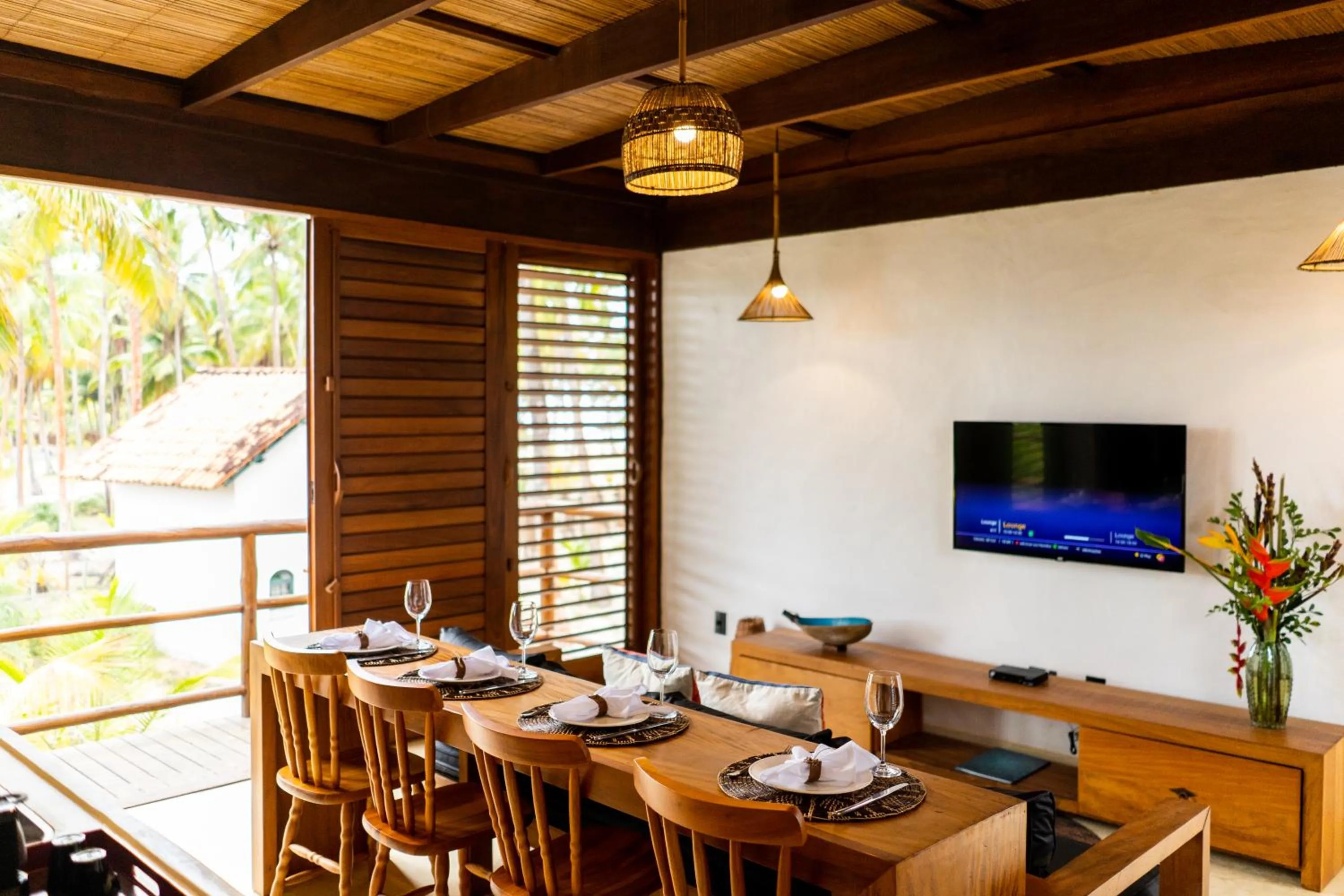 Communal lounge/ TV room in Villa Kandui Boutique Hotel e Beach Lounge