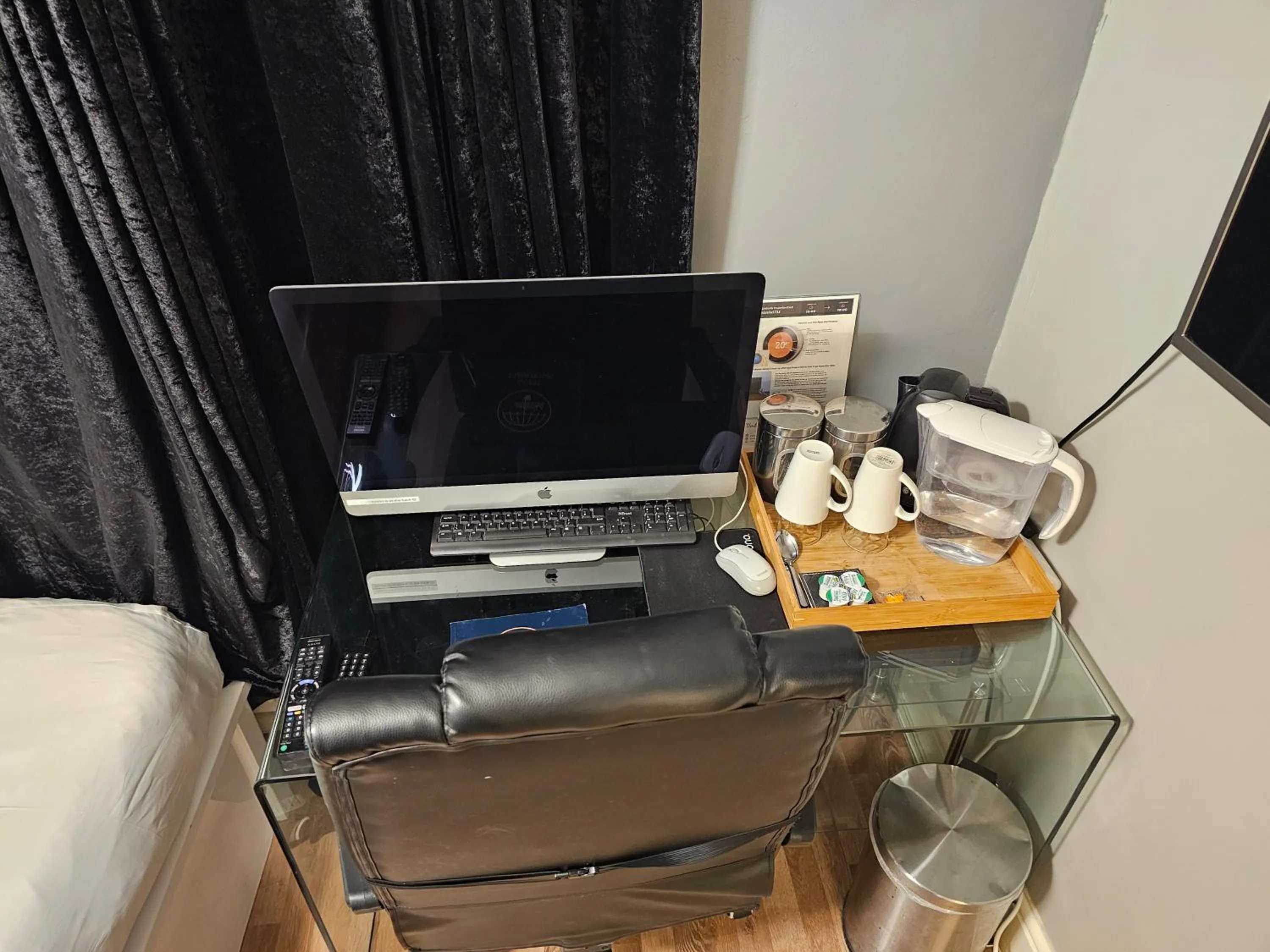 TV and multimedia in Umbrella Properties London Excel