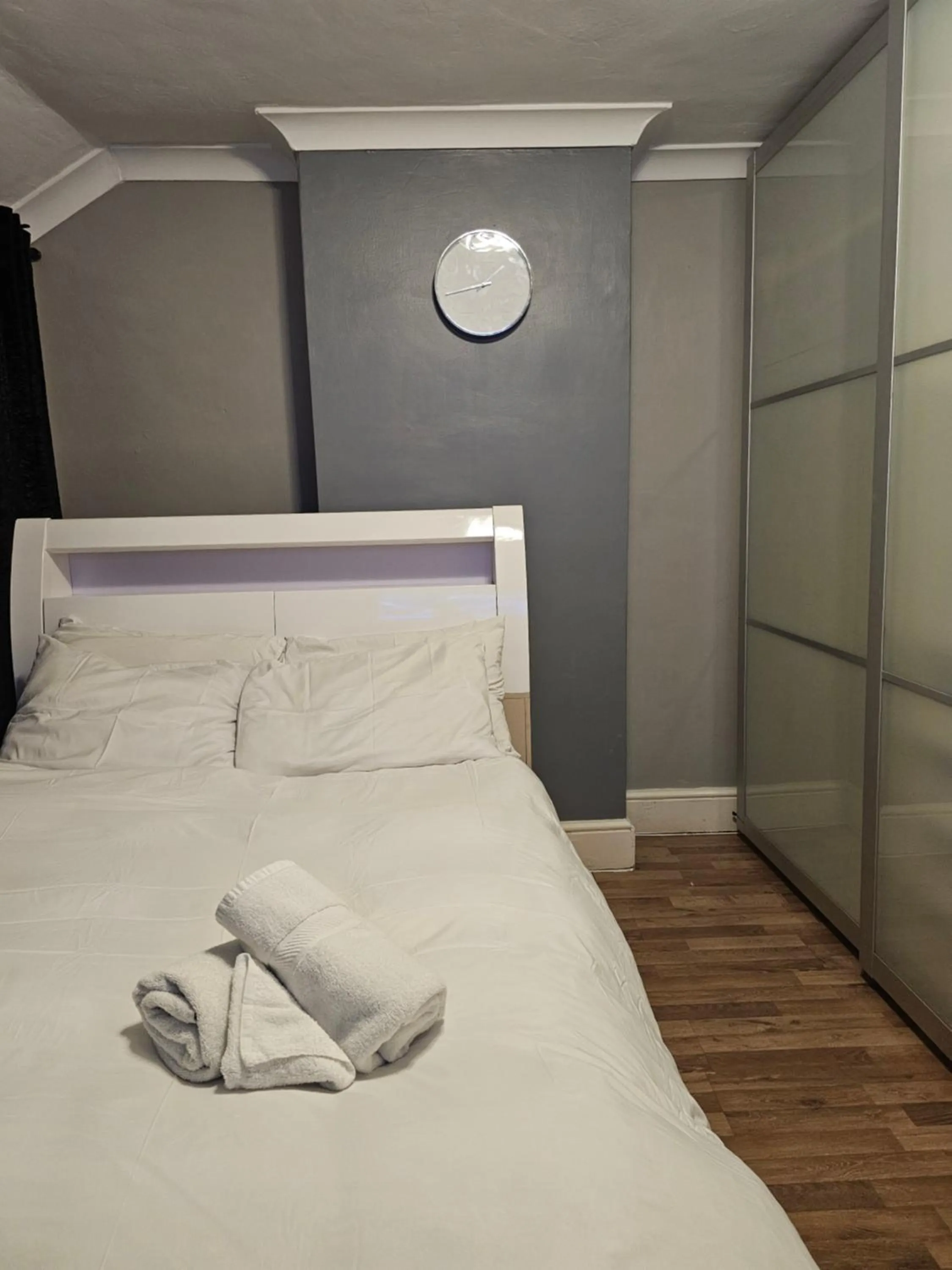 Bed in Umbrella Properties London Excel