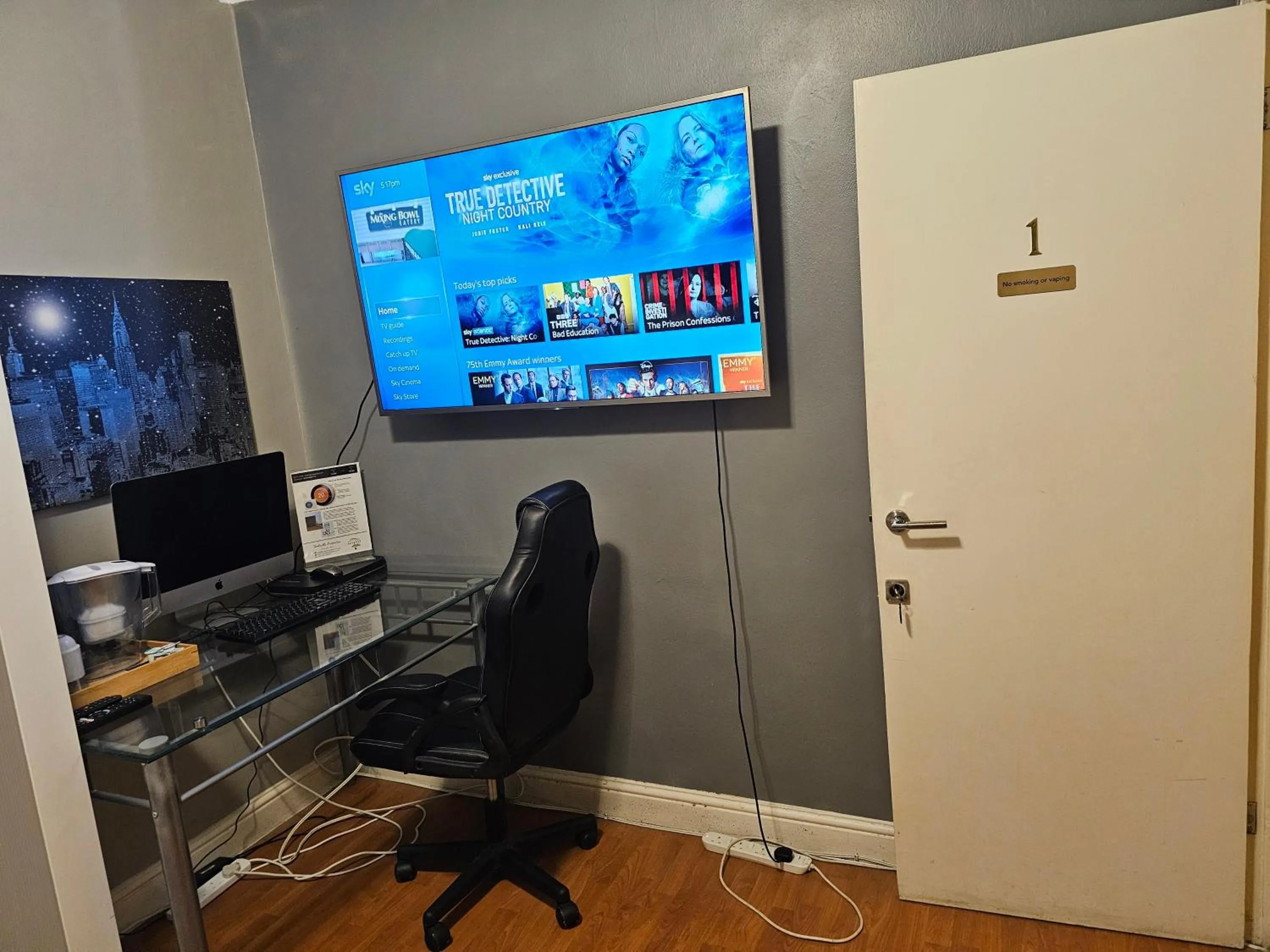 TV and multimedia in Umbrella Properties London Excel