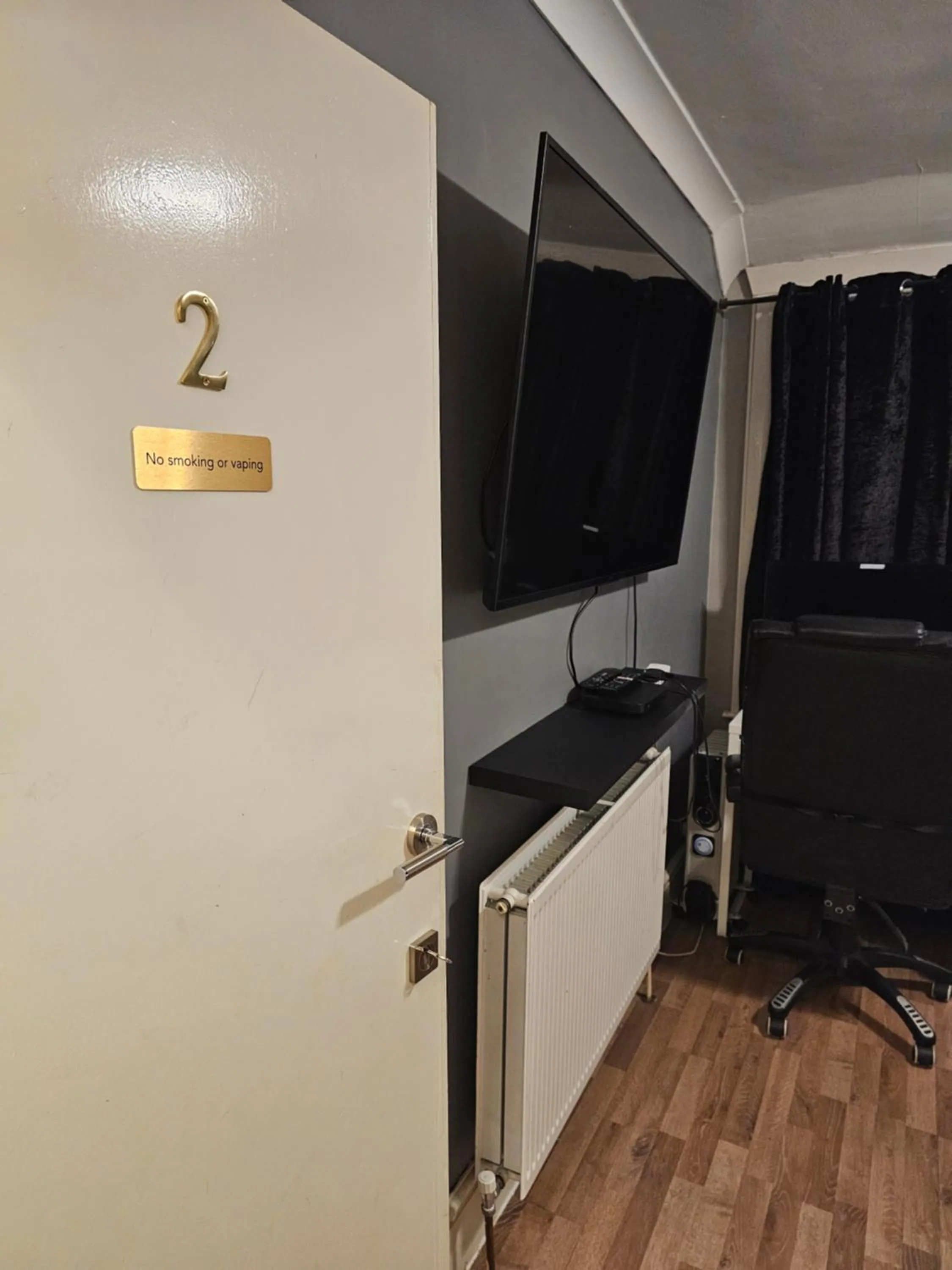 TV and multimedia in Umbrella Properties London Excel