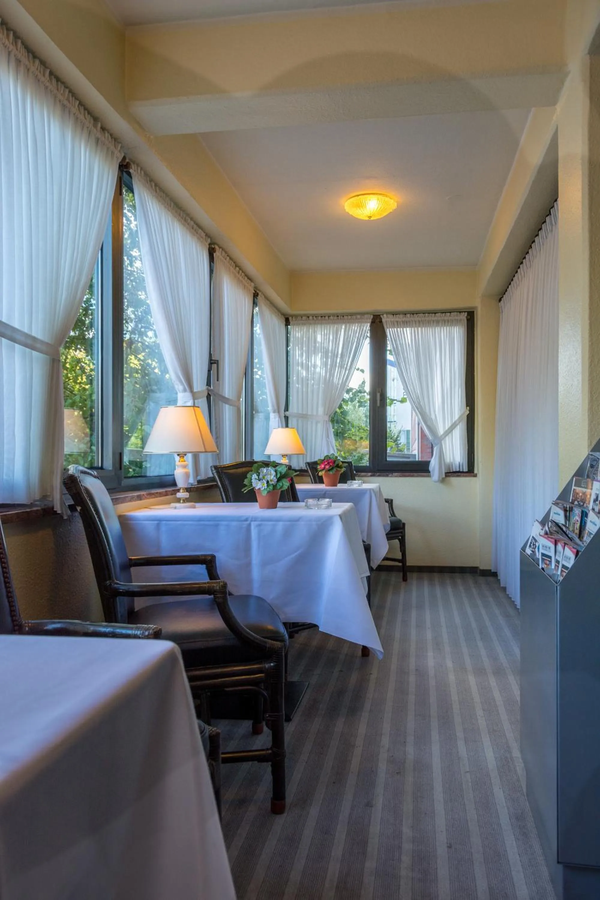 Restaurant/places to eat in Hotel Helgoland