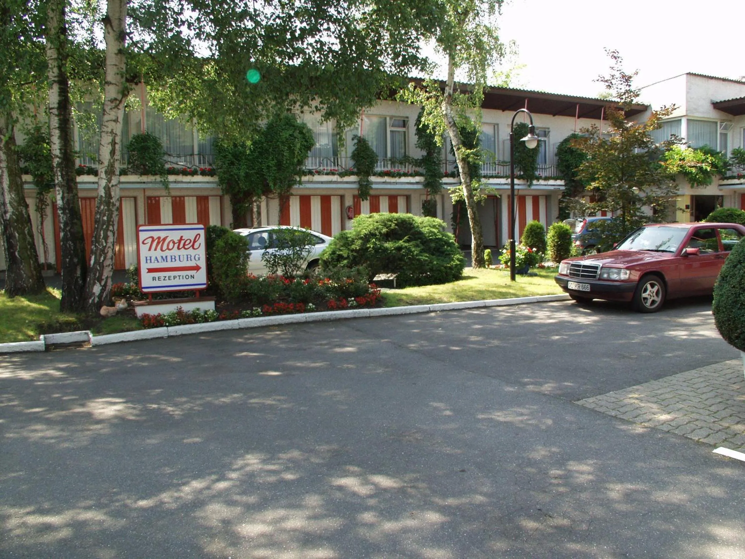 Property building in Motel Hamburg