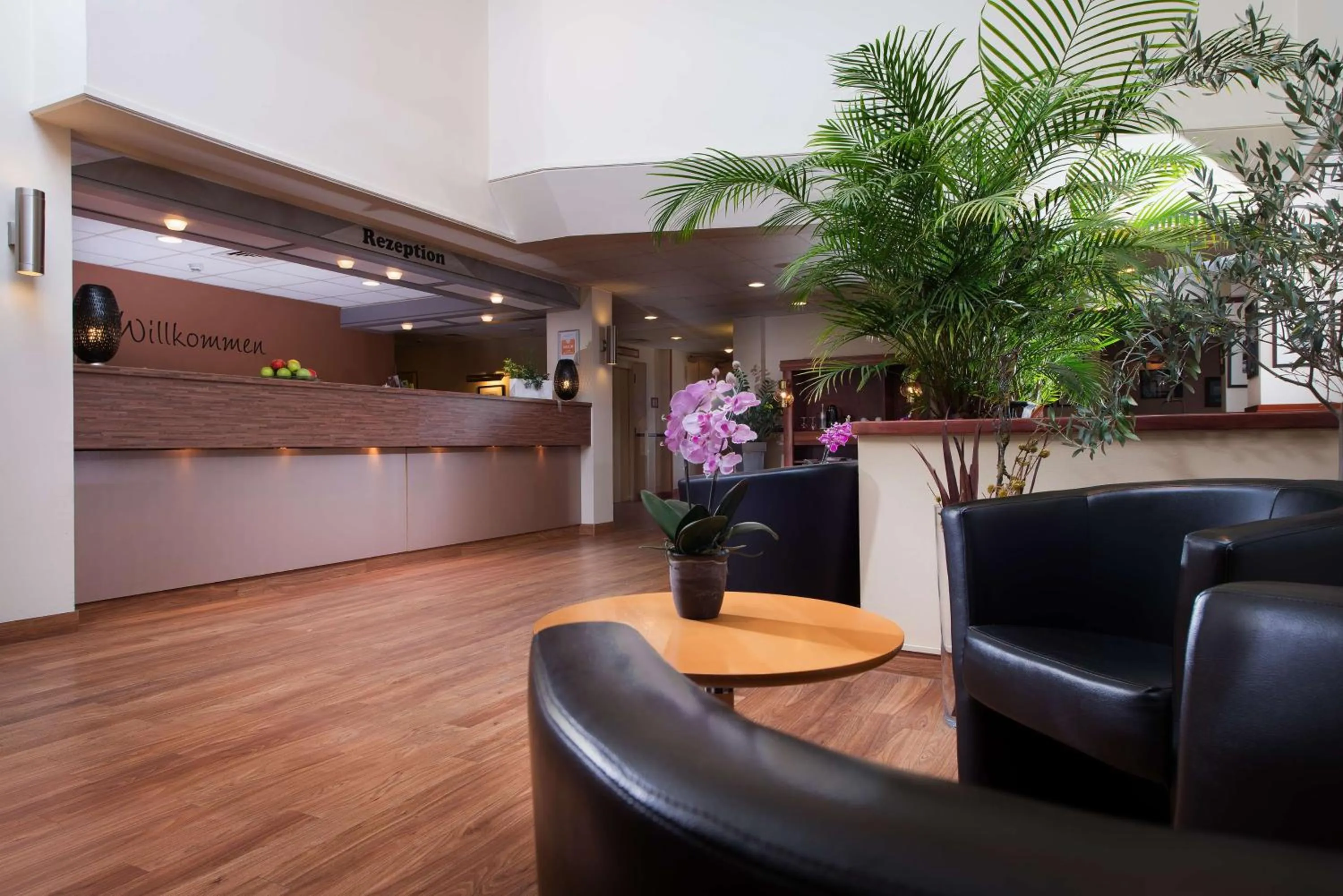 Lobby or reception in Best Western Hotel Peine Salzgitter