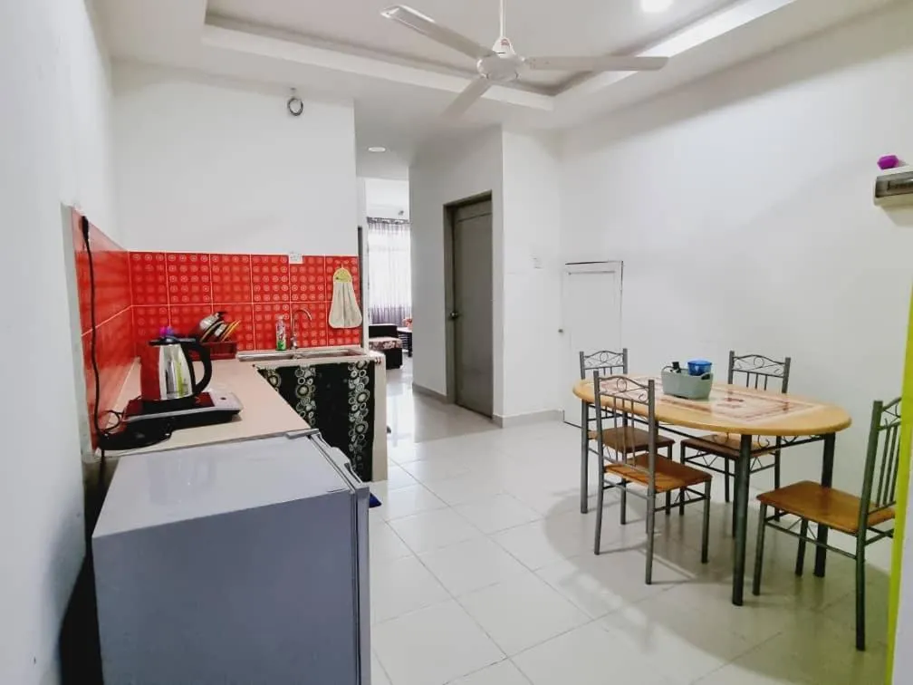 Dining area in Dane & Shue Hotel Kok Lanas