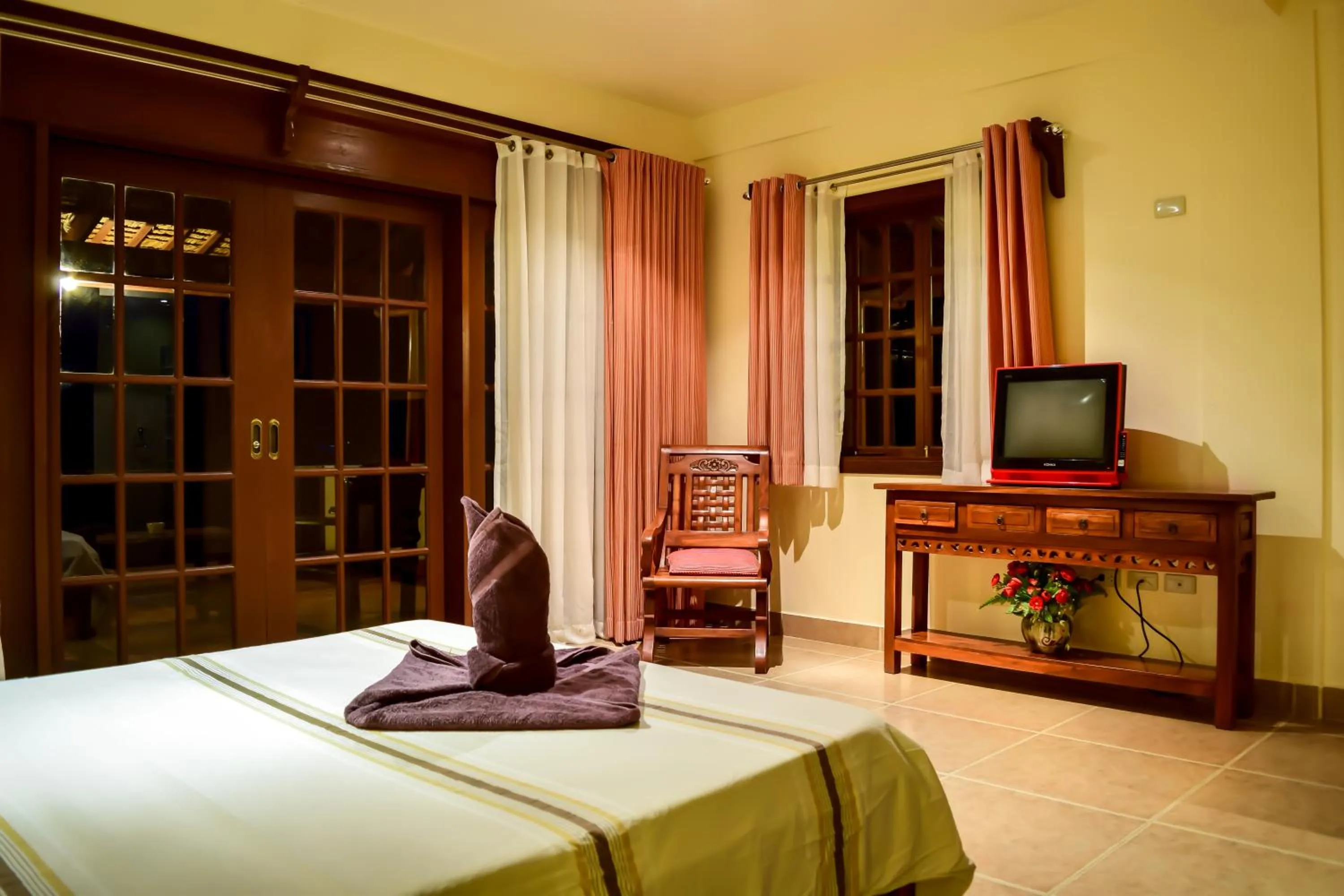 Bedroom, Bed in Tribal Hills Mountain Resort