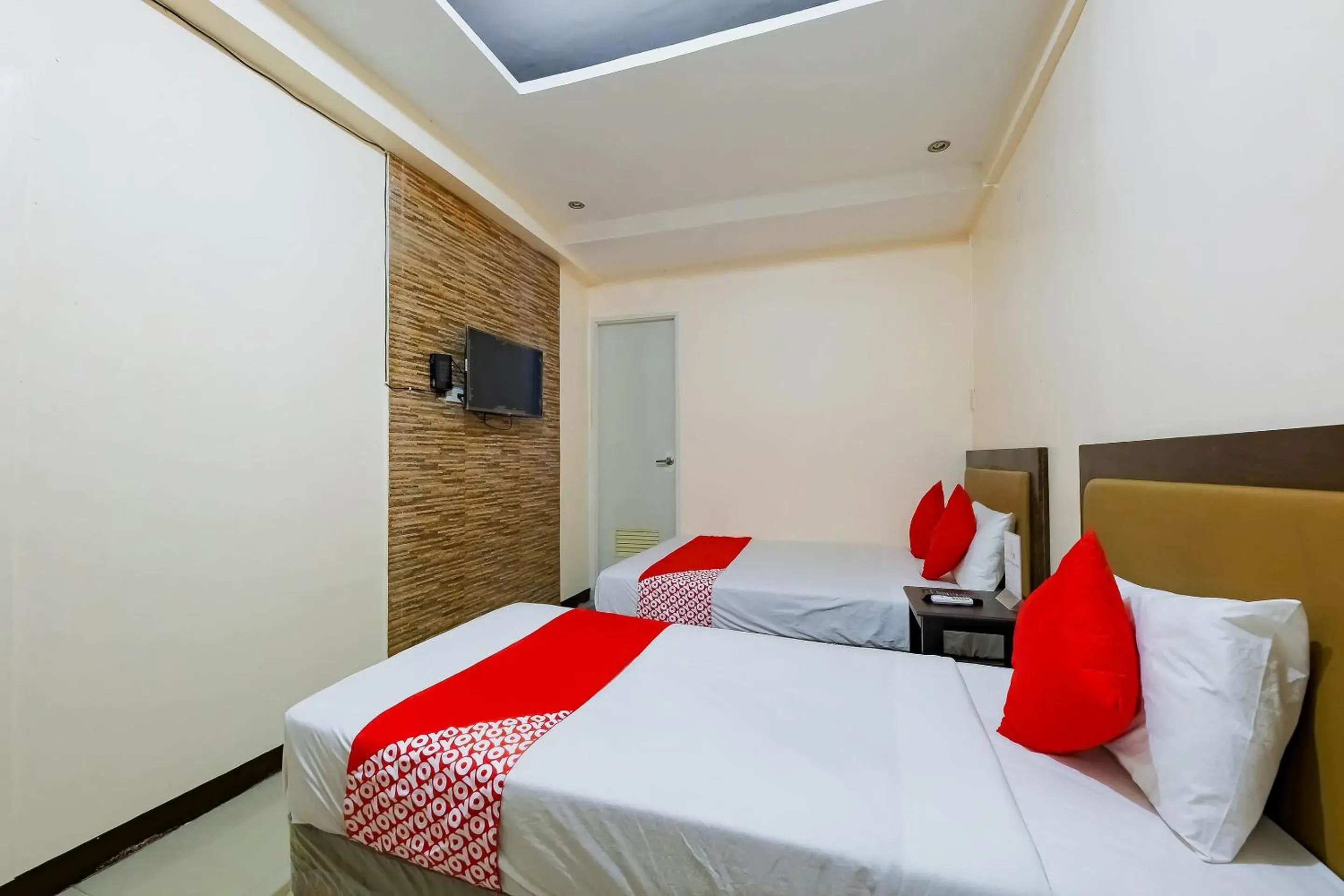 Standard Triple in OYO 431 Apollo 11 Apartelle Standard Triple in OYO 431 Apollo 11 Apartelle