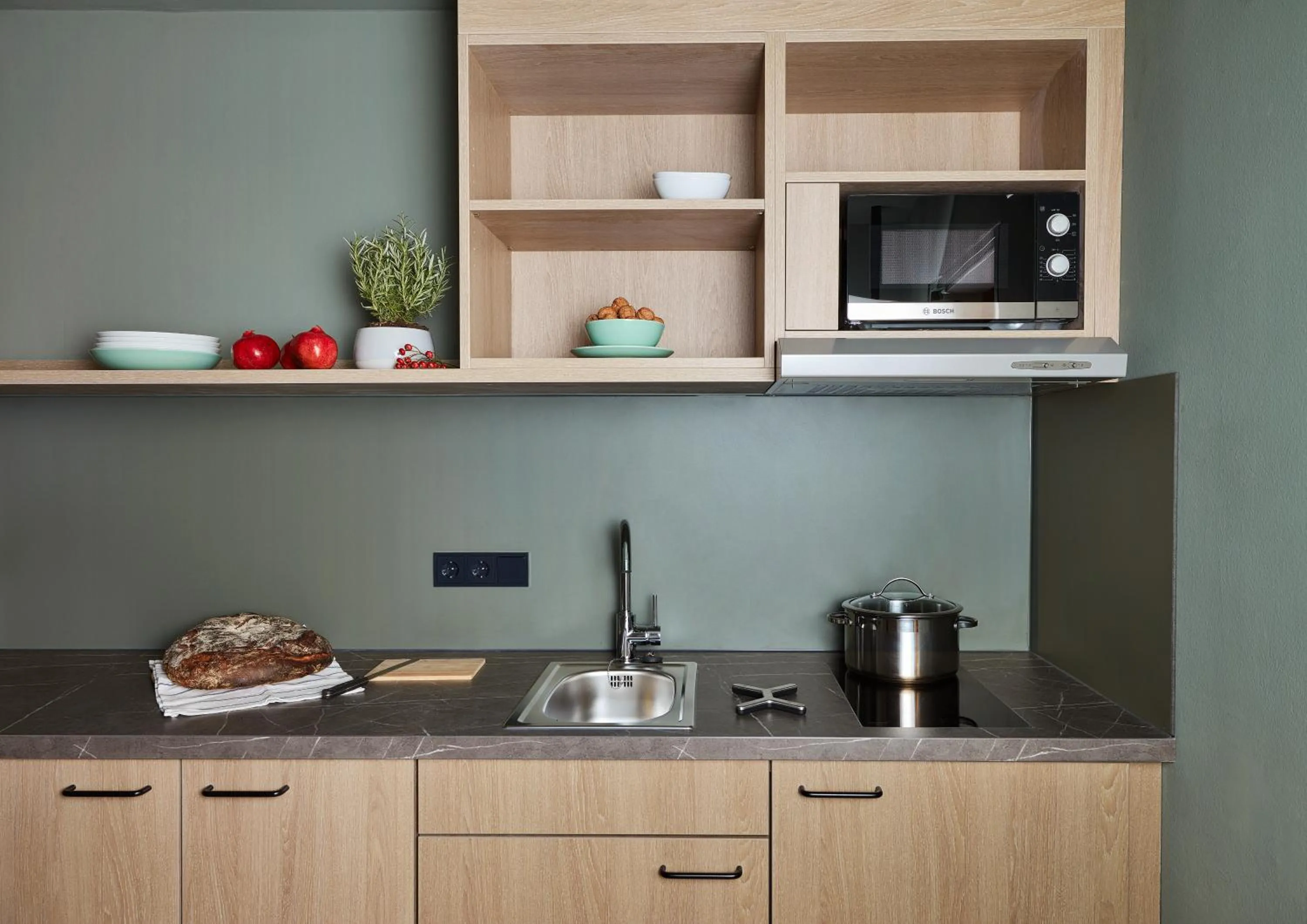 Kitchen or kitchenette in Living Hotel Nürnberg