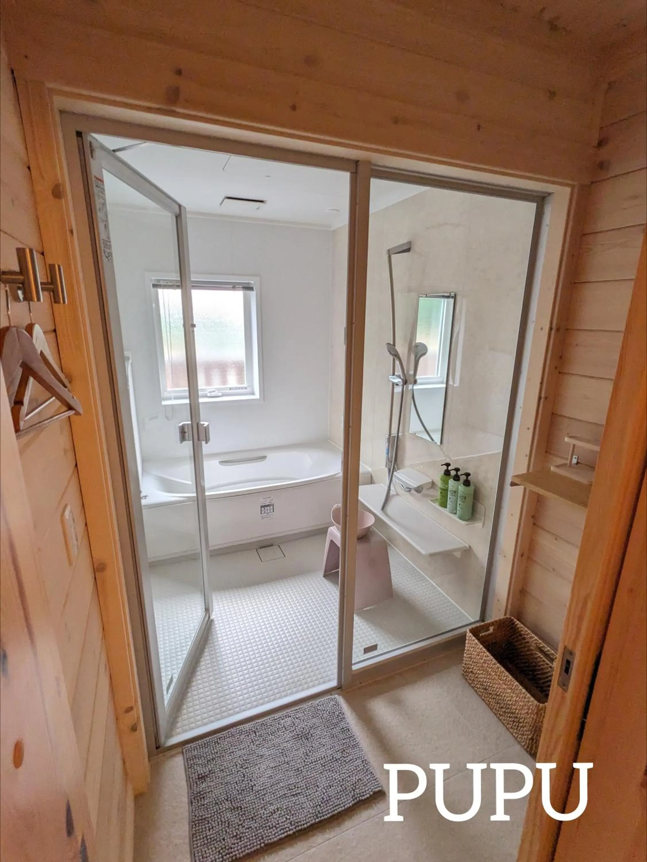 Log cabin rentals & Finland sauna Step House