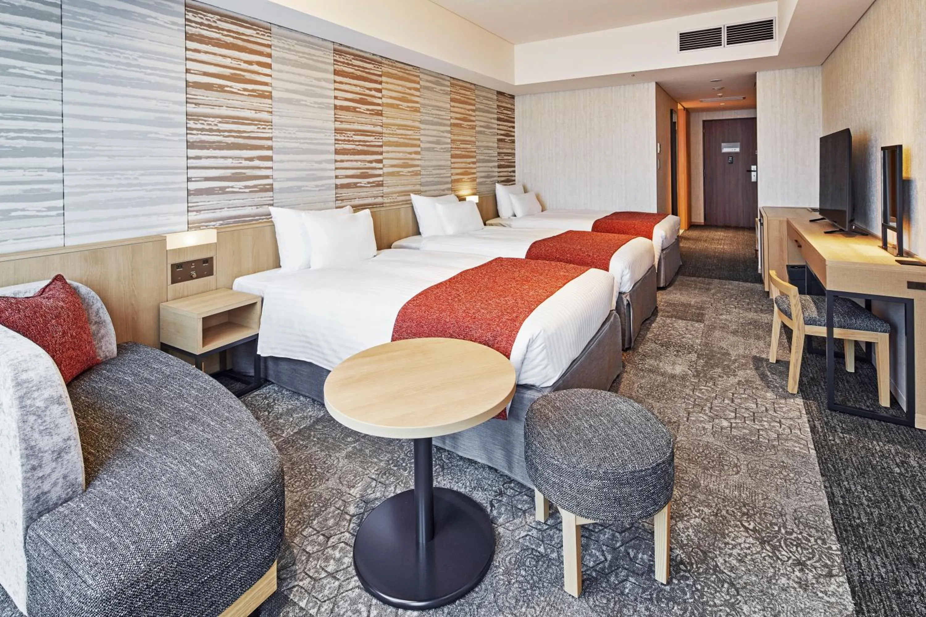 Photo of the whole room, Bed in Hotel Emion Kyoto