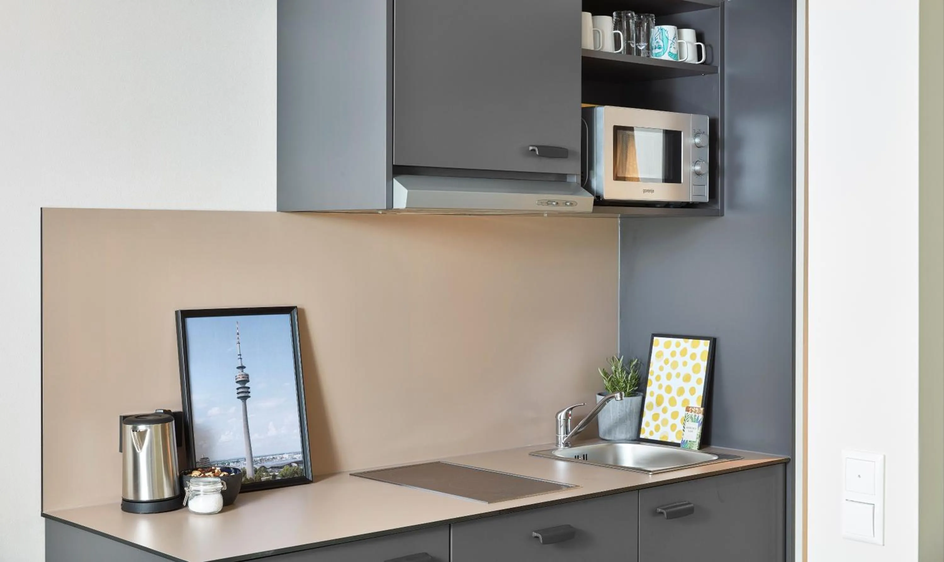 stove in Living Hotel am Olympiapark