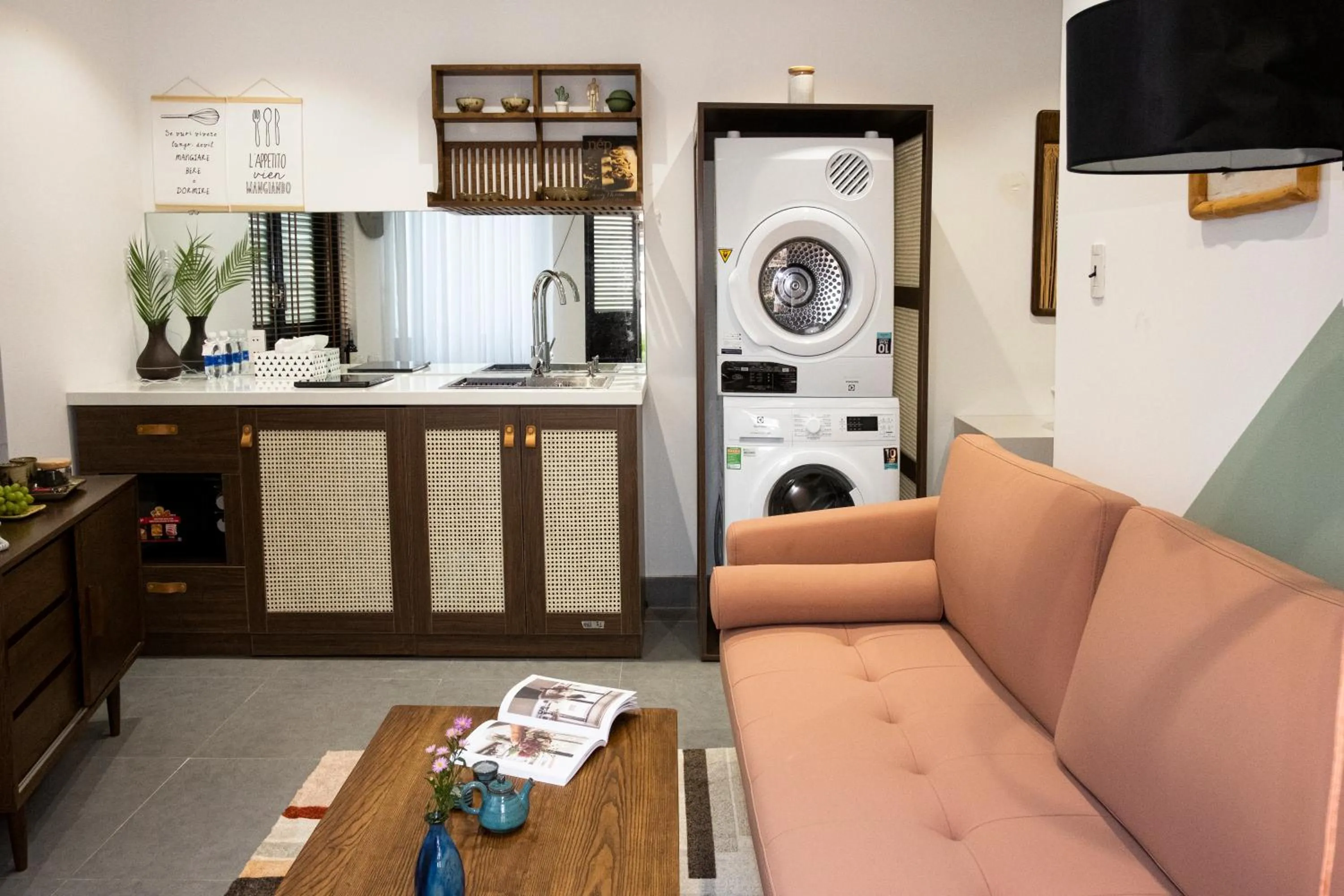 Living room in Quang Vinh Apartment and Hotel Hoi An