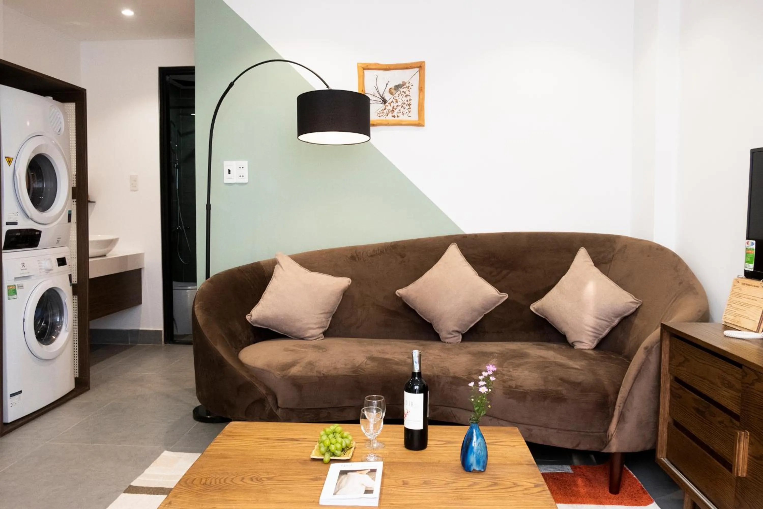 Living room in Quang Vinh Apartment and Hotel Hoi An